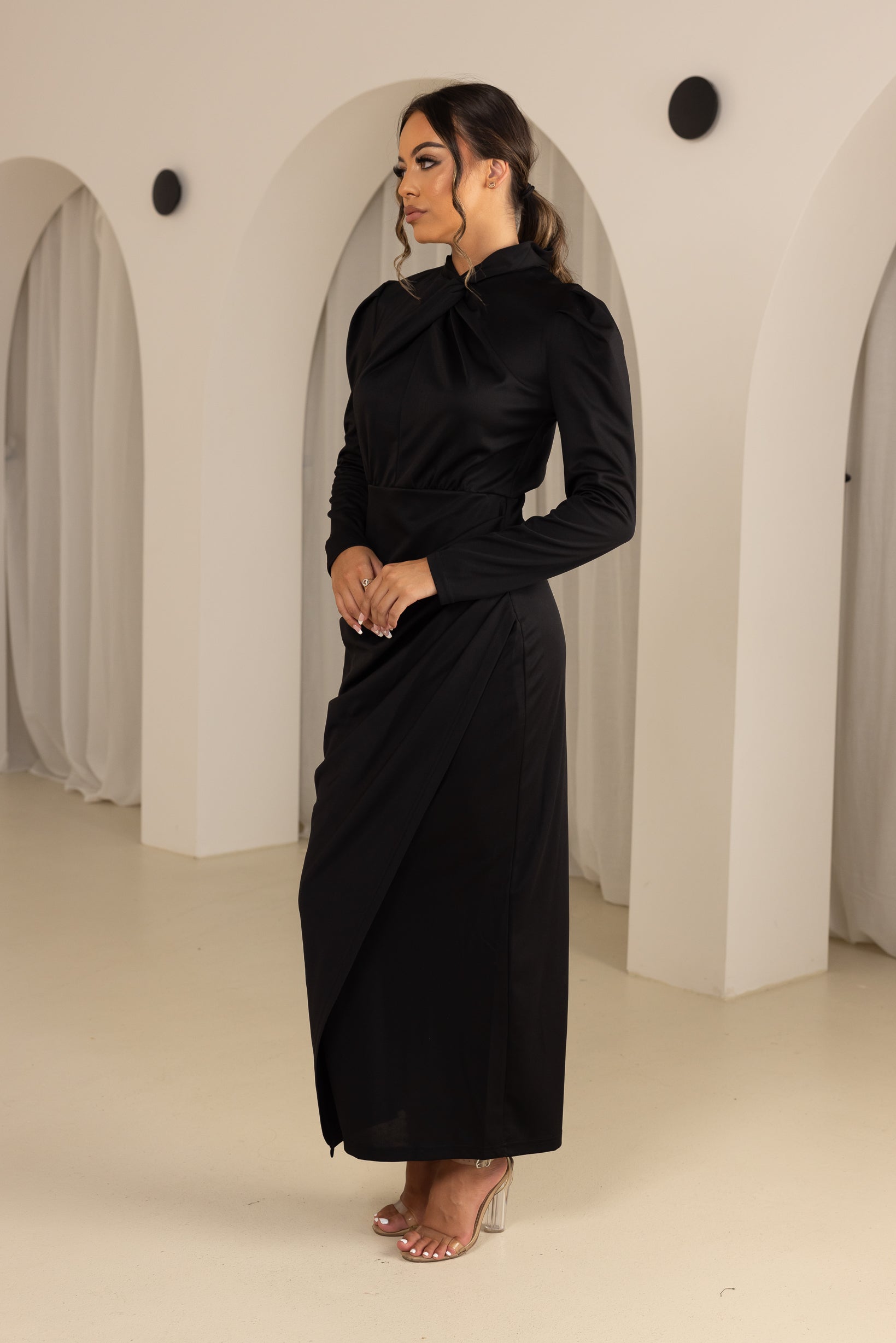 M8371Black-dress-abaya