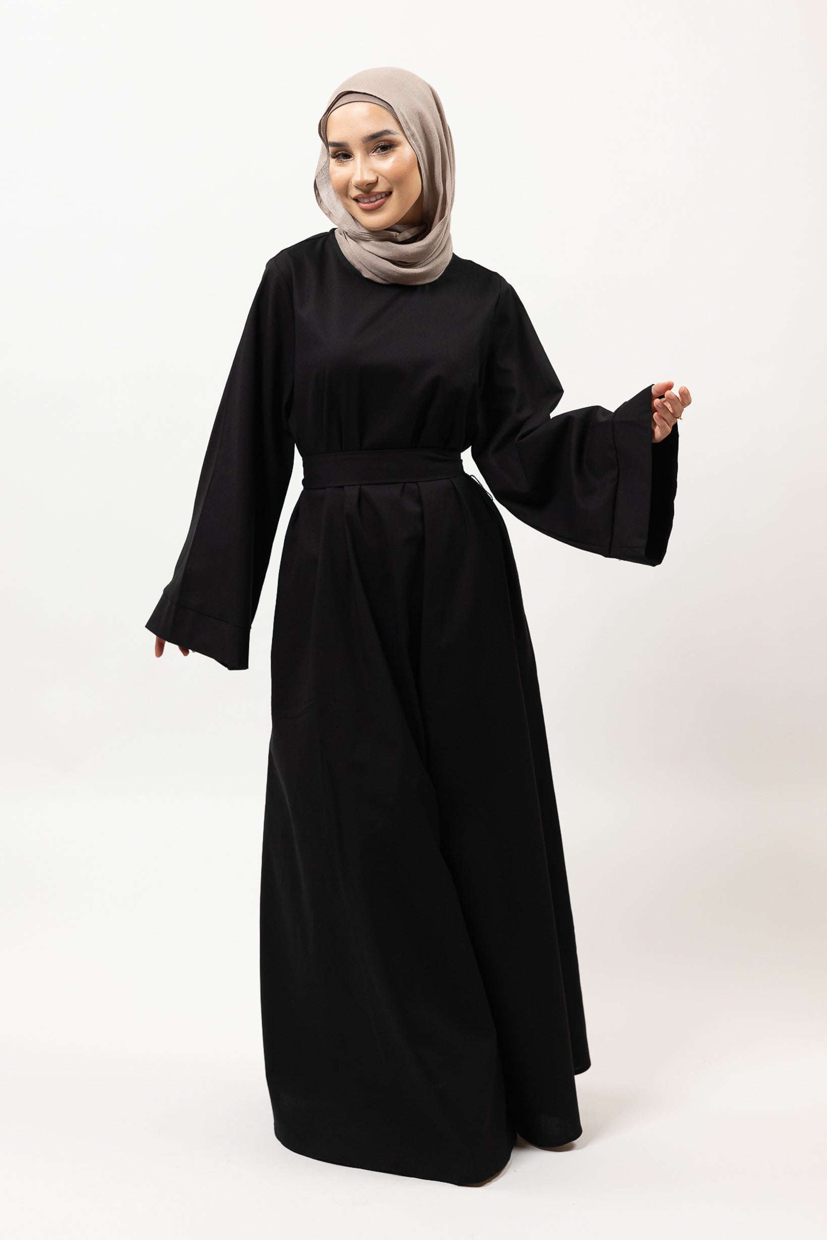 M8390Black-dress-abaya