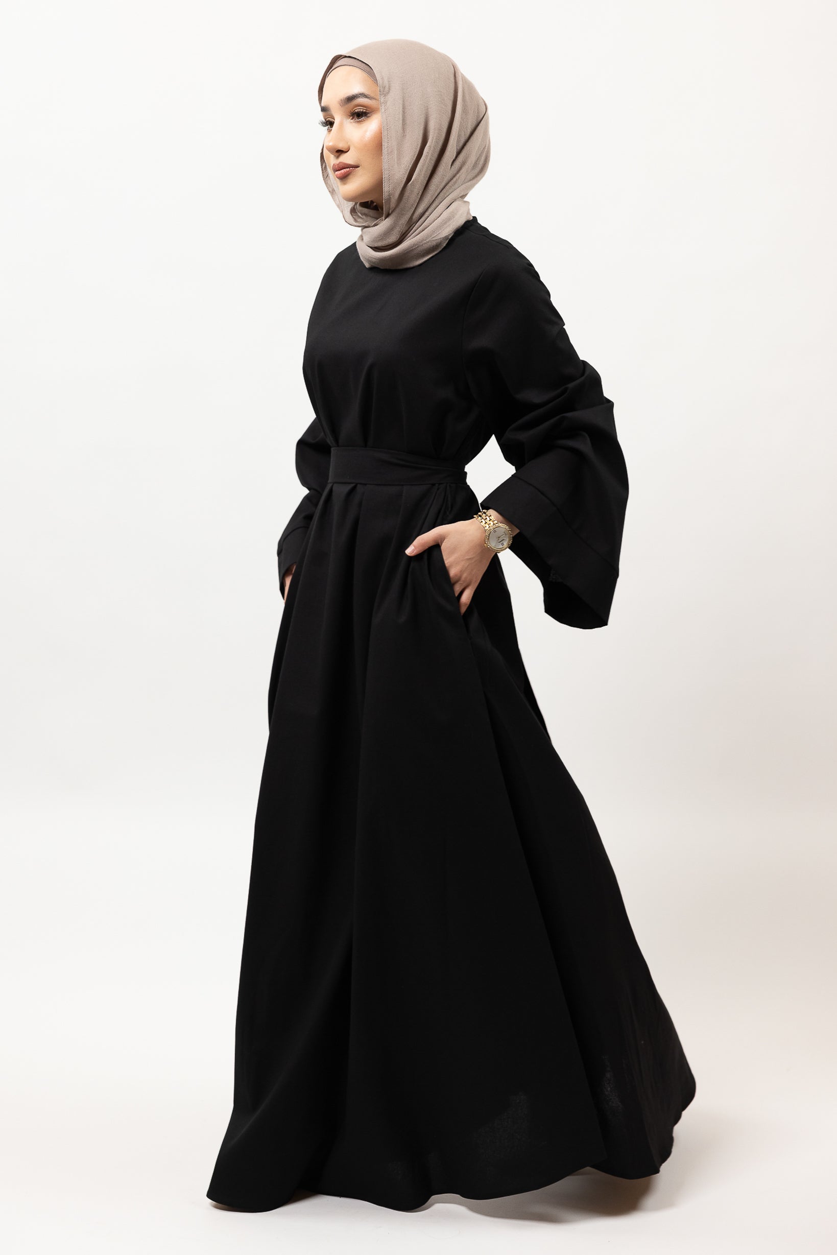 M8390Black-dress-abaya