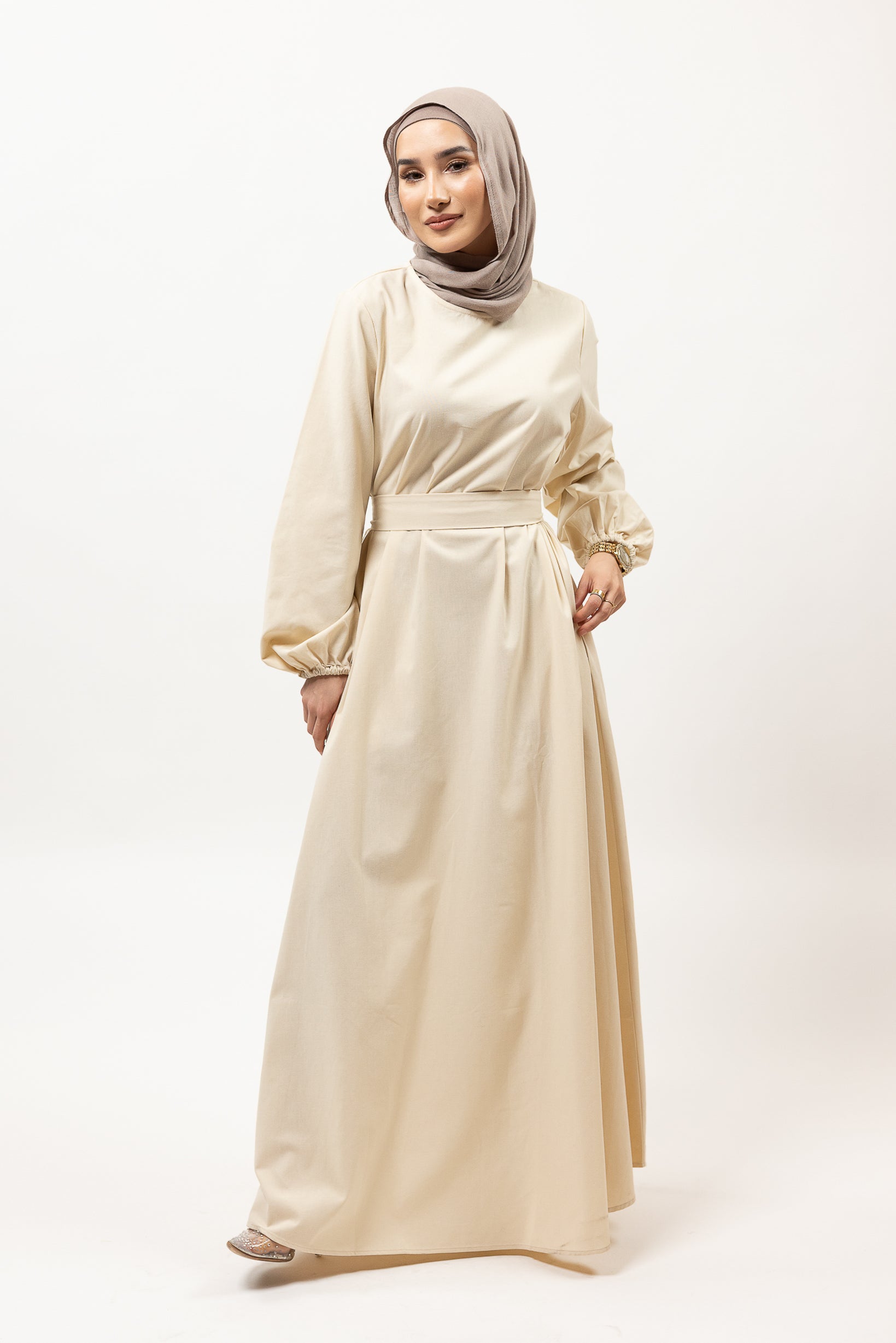 M8391Beige-dress-abaya