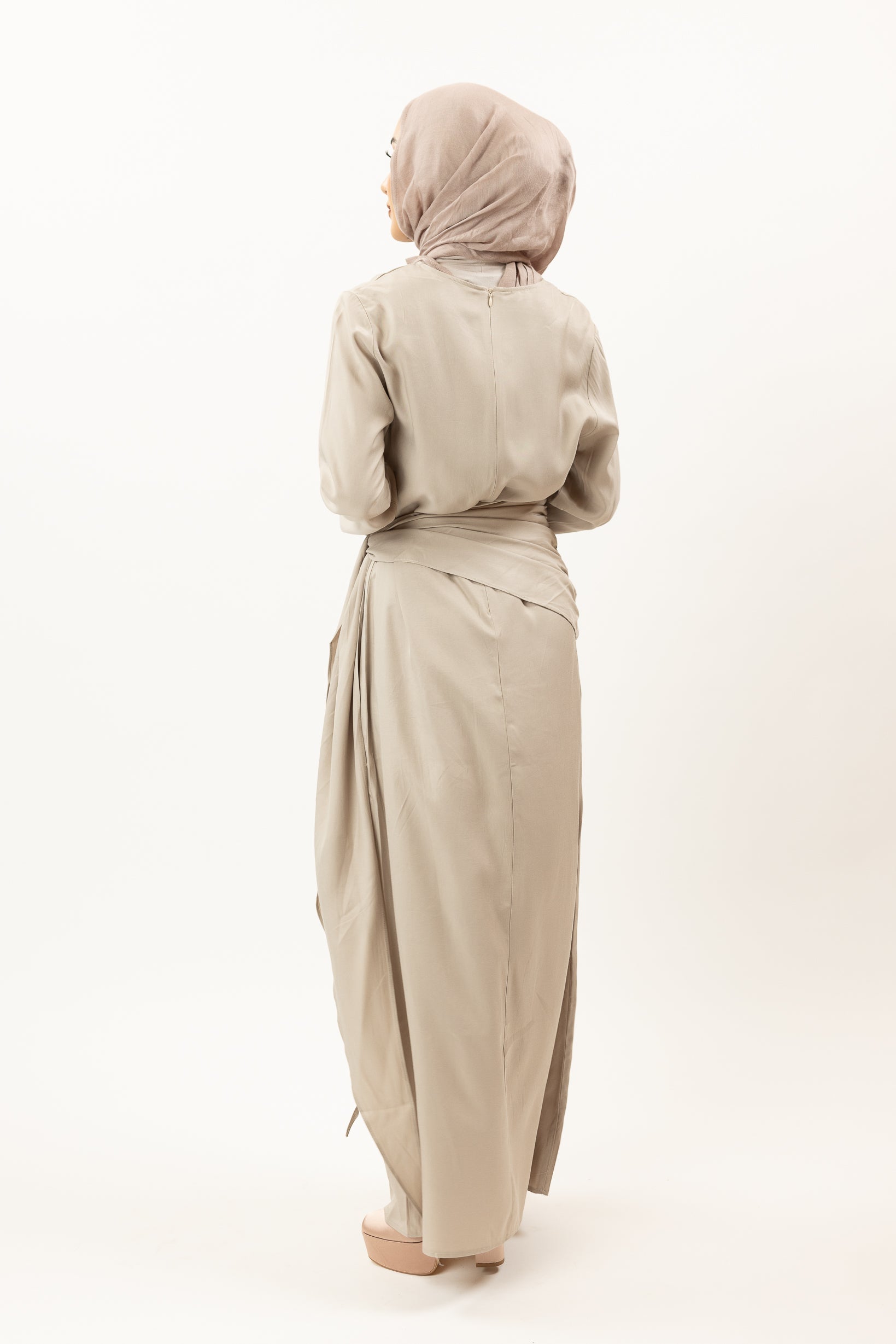 M8438Beige-maxi-dress