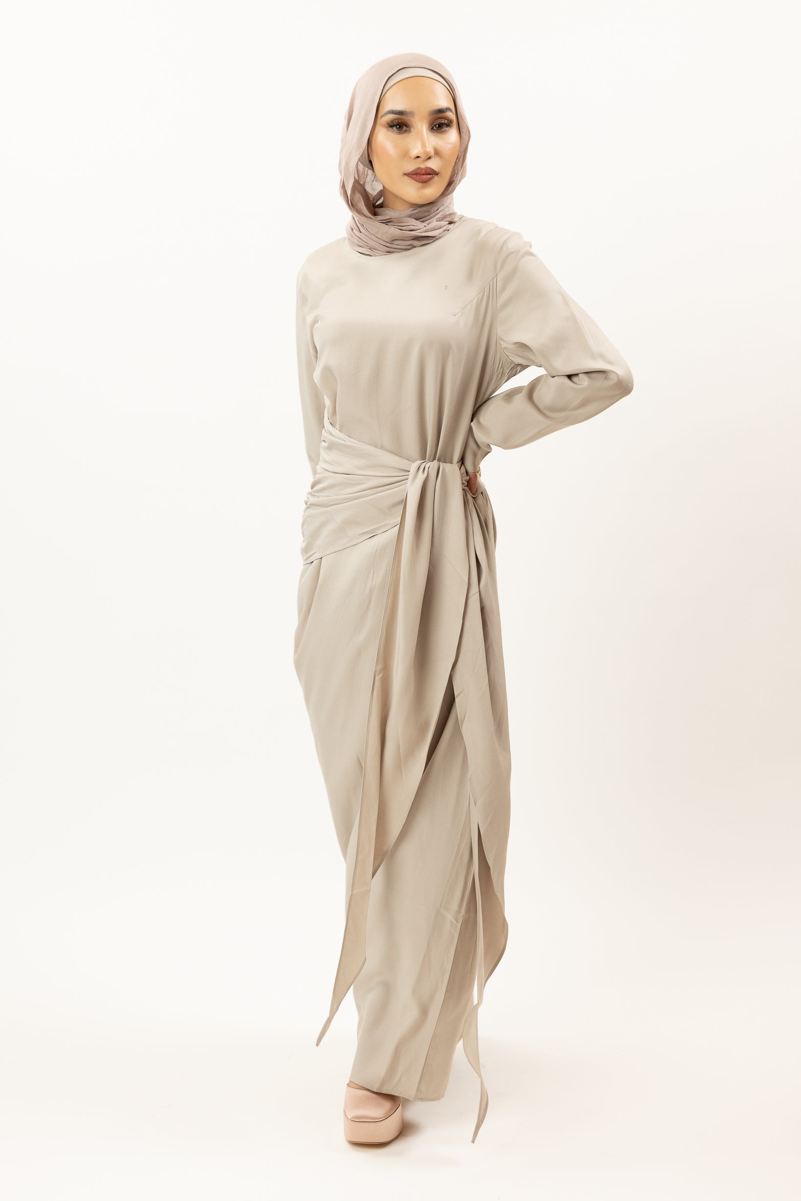 M8438Beige-maxi-dress