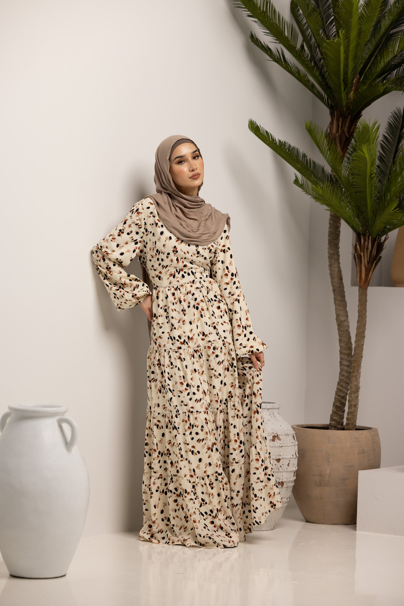 M8468Whiteprint-dress-abaya