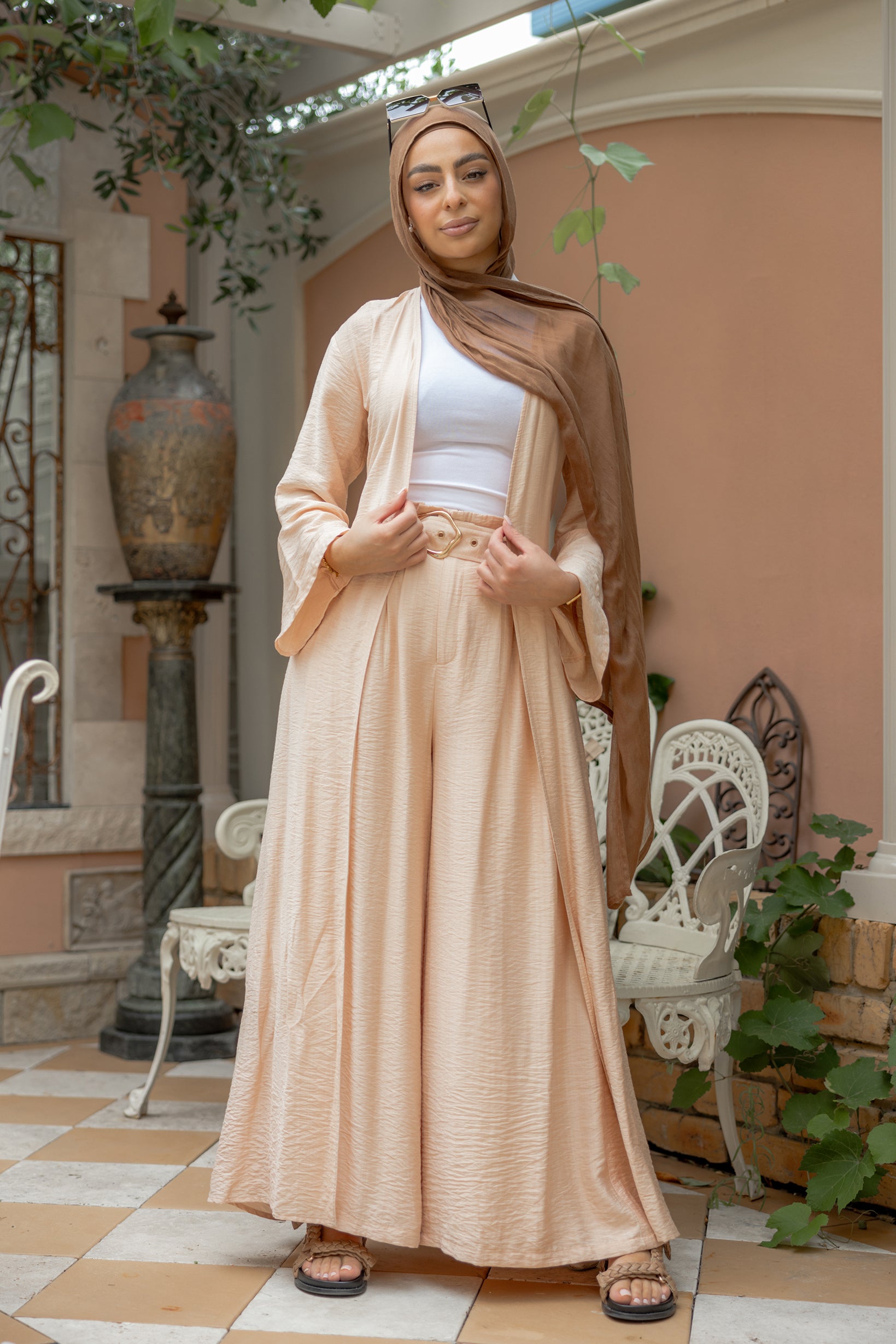 M8513Nude-wide-leg-pants