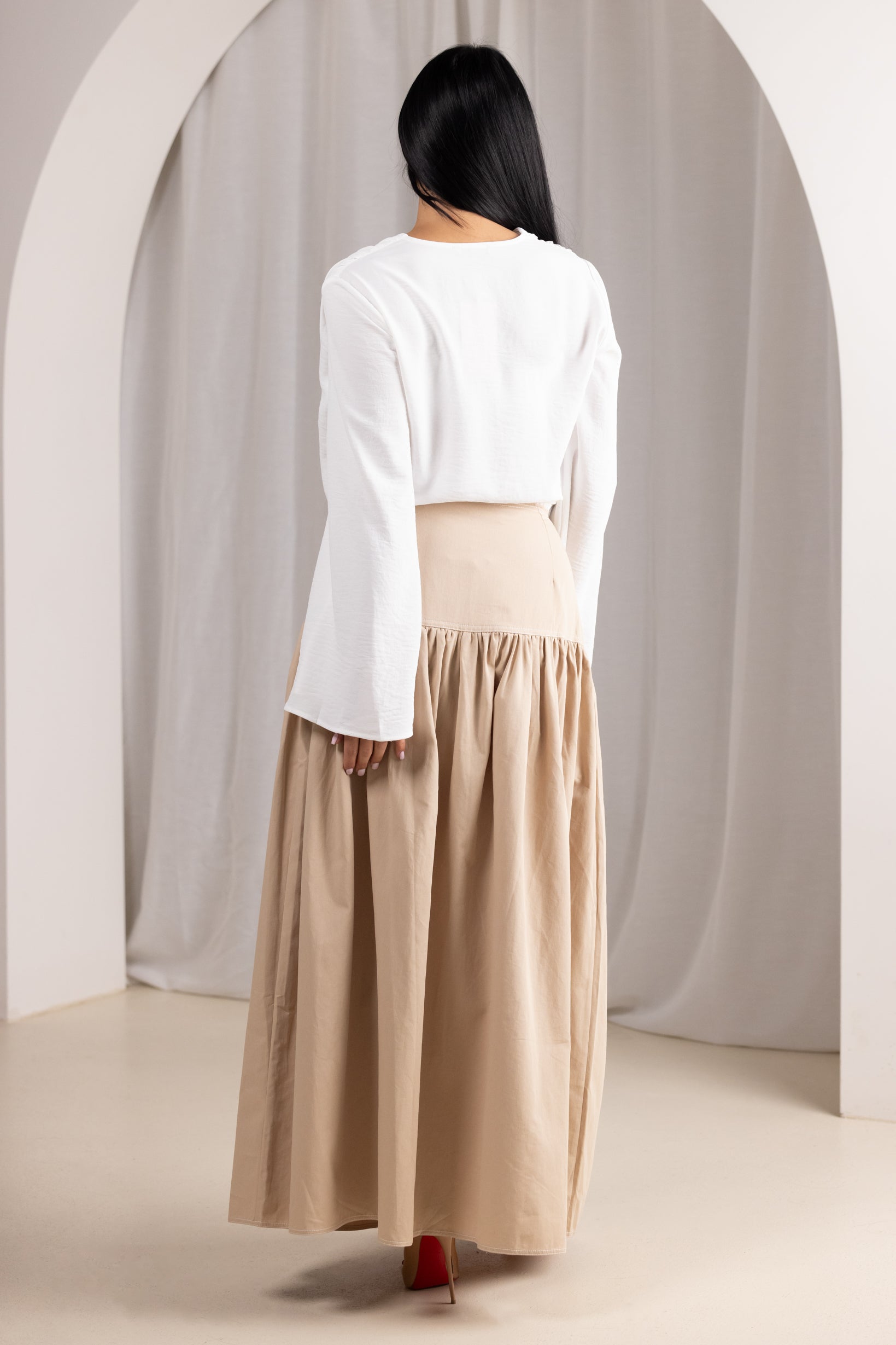 M8550Beige-maxi-skirt