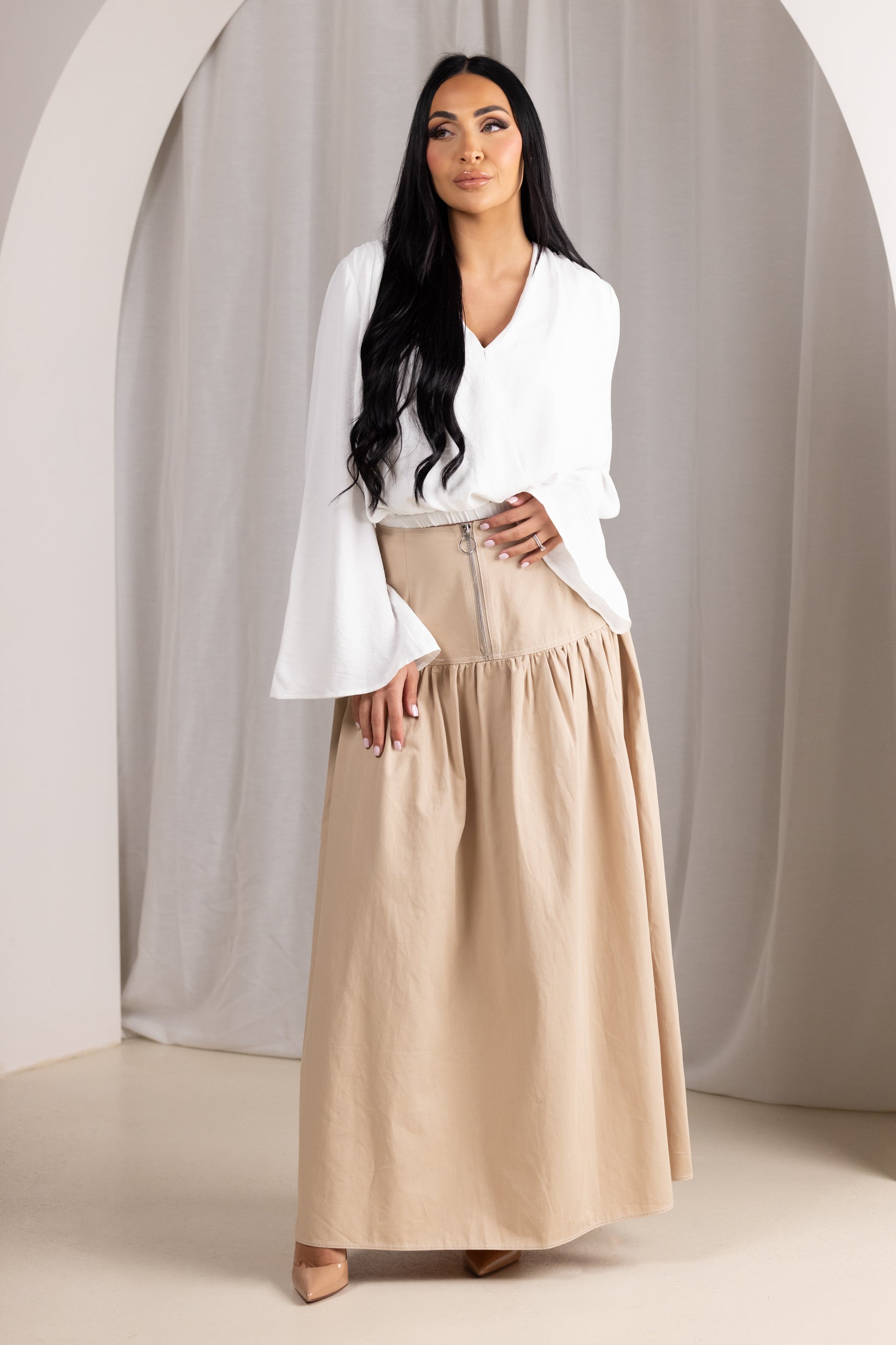 M8550Beige-maxi-skirt