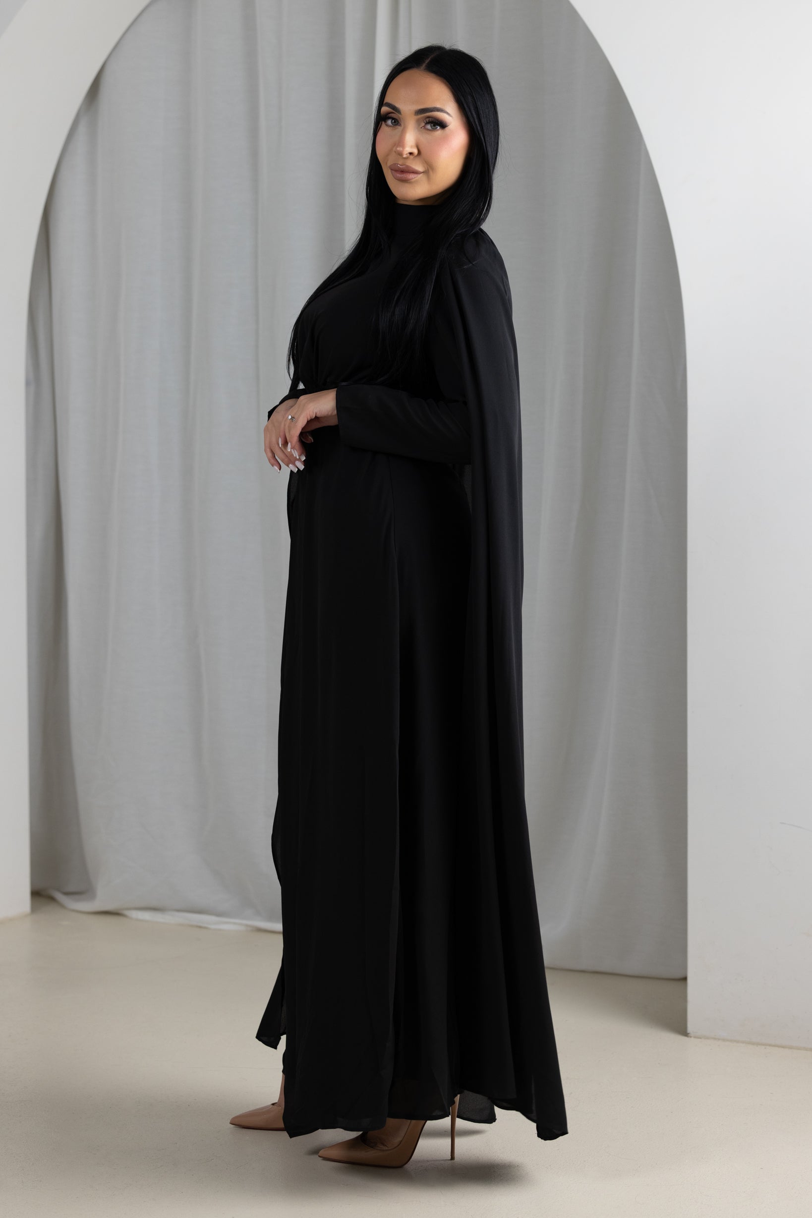 M8621Black-dress-abaya