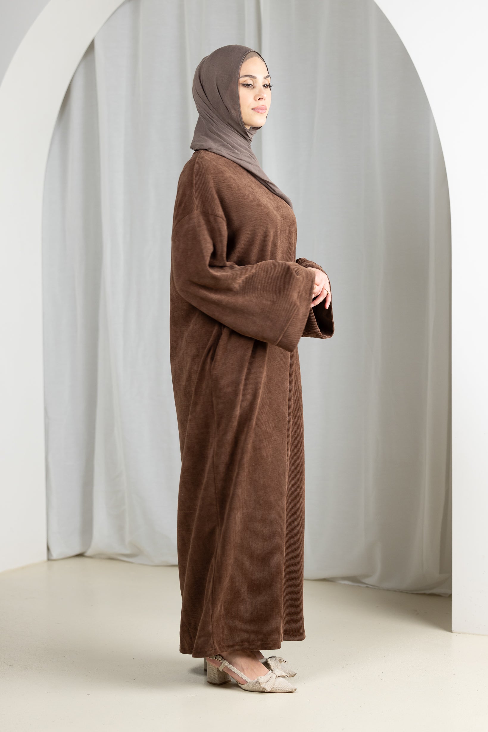 M8625Chocolate-dress-abaya