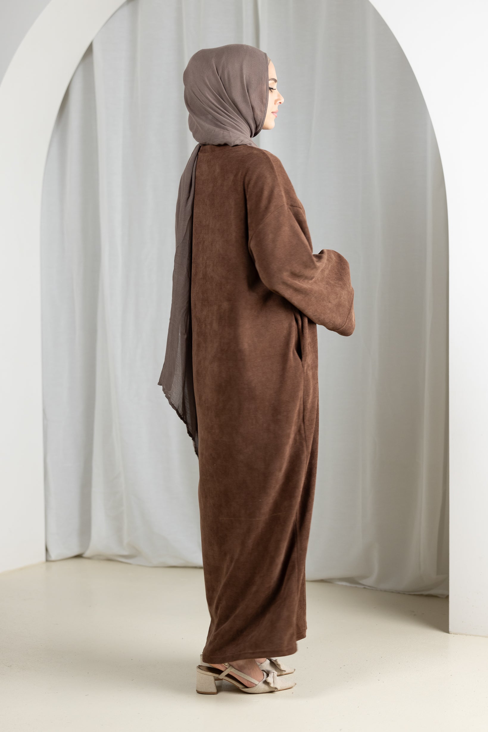 M8625Chocolate-dress-abaya