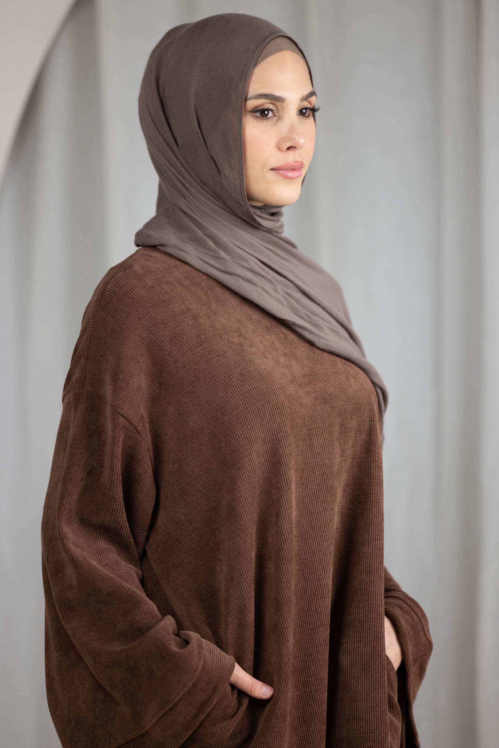 M8625Chocolate-dress-abaya