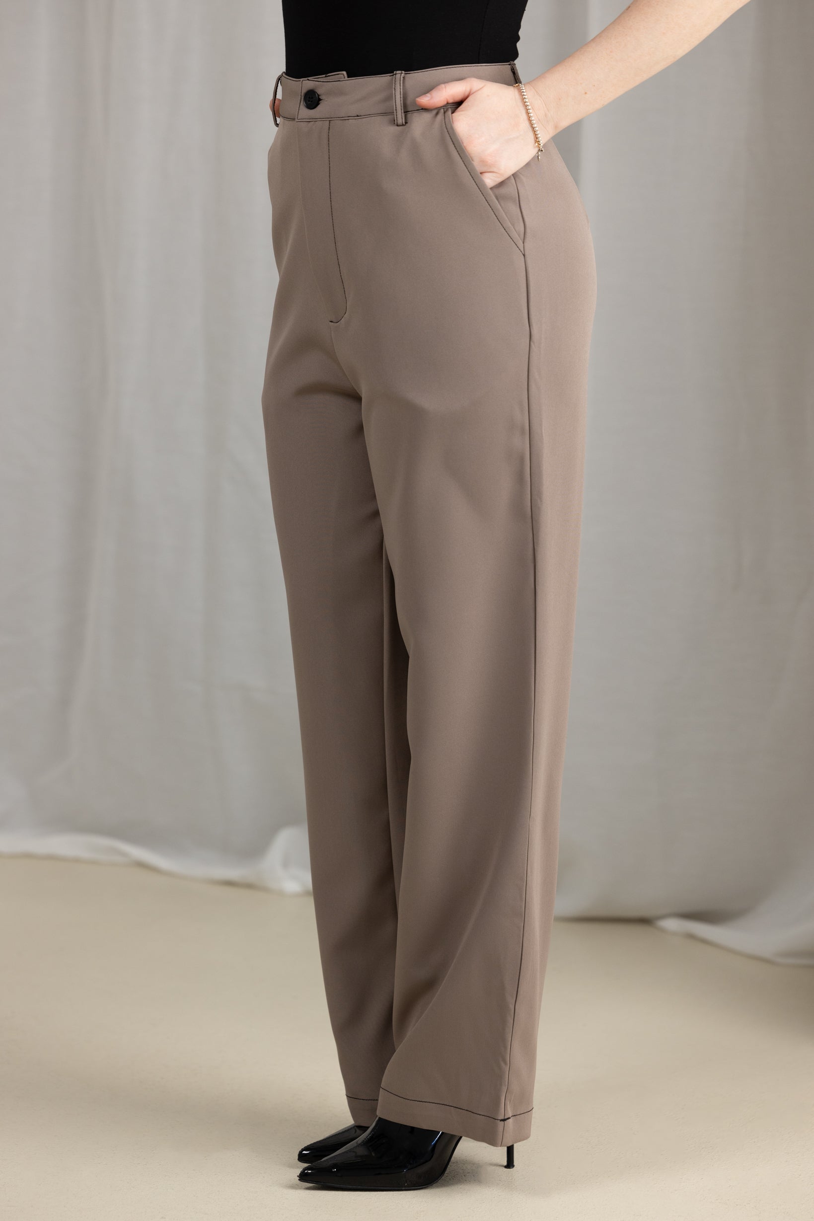 M8653-Taupe-pants