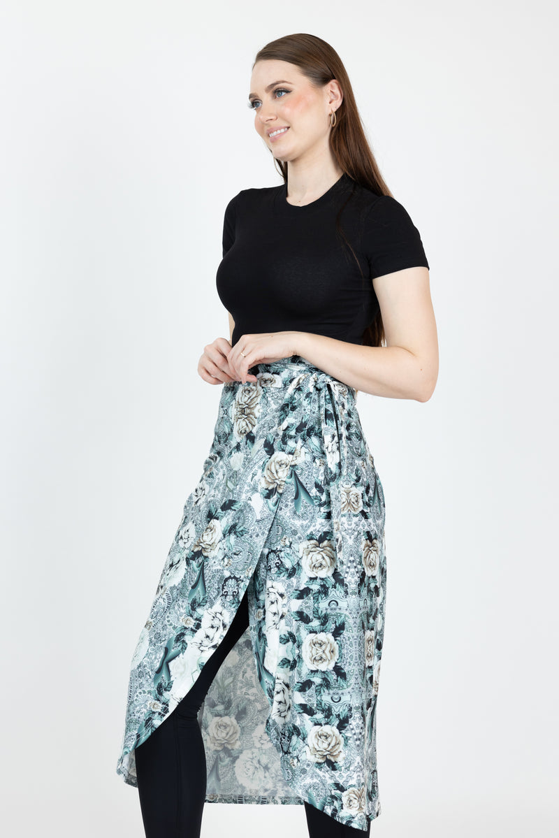 Women's Dress - Escape Loop Midi Dress | Modelle