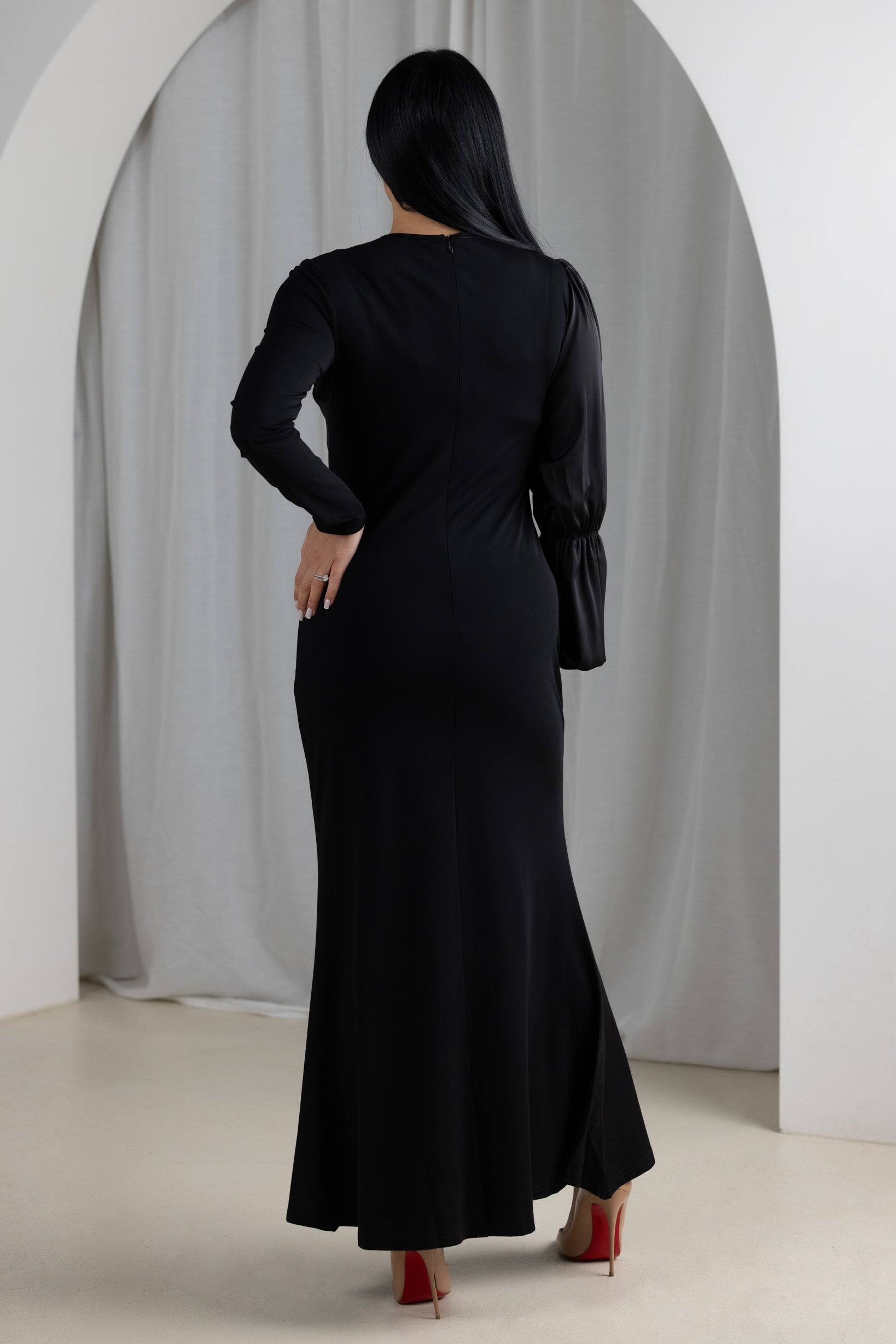 M8696Black-dress-abaya