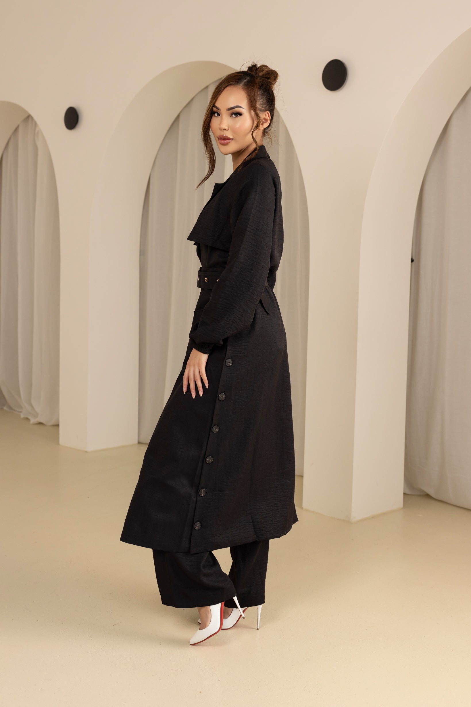 M8713Black-trench-coat