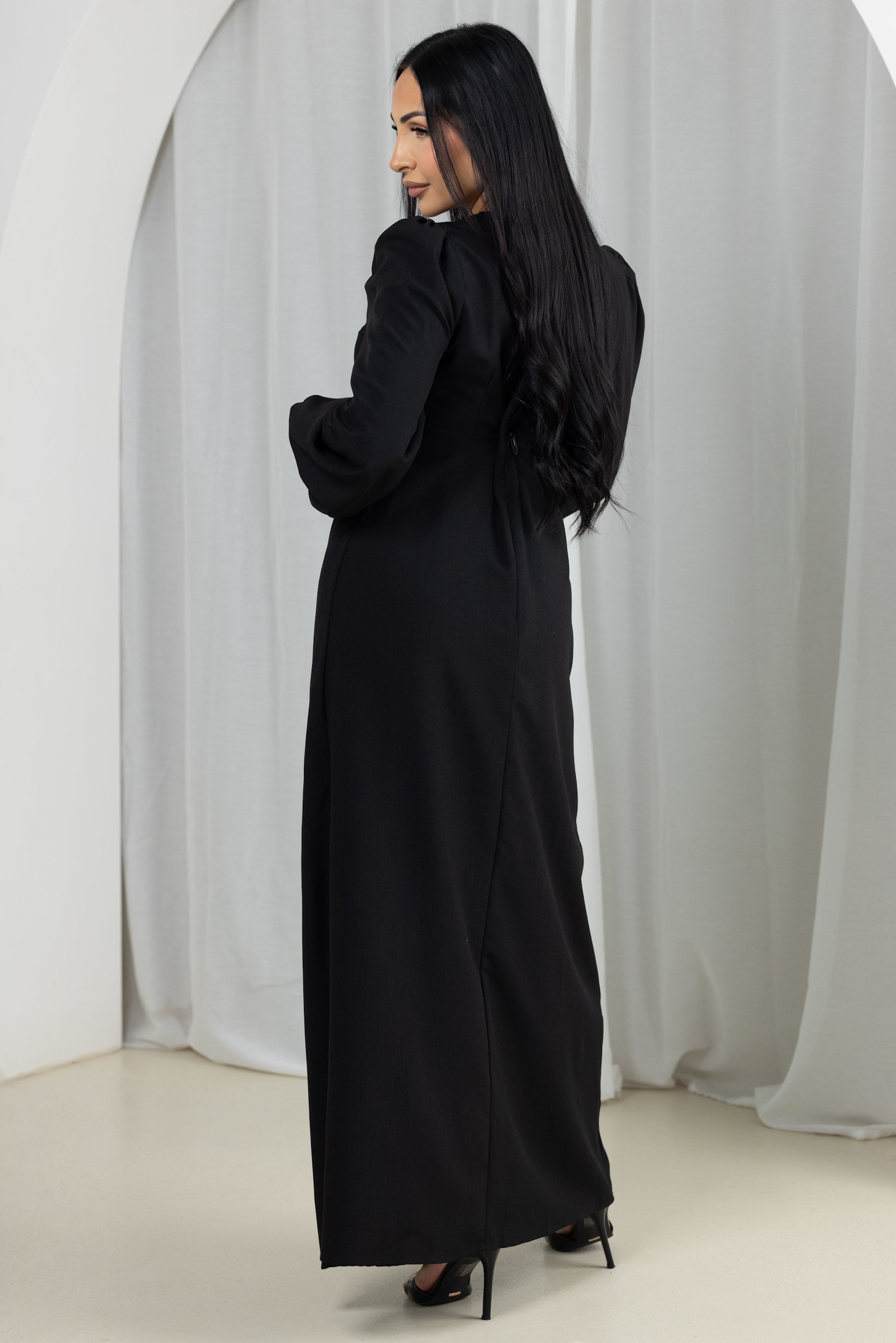 M8926Black-maxi-dress