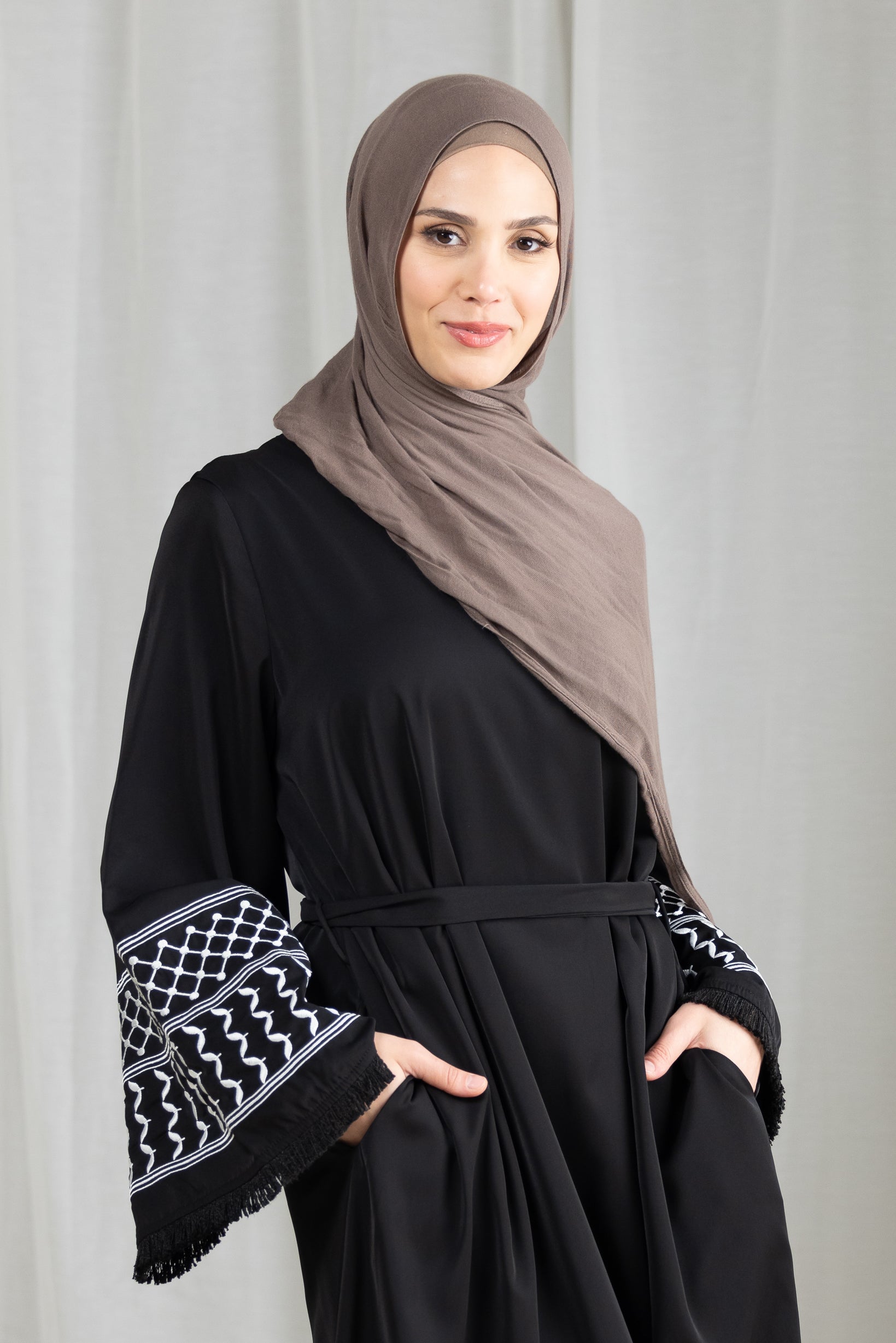 M8936Black-dress-abaya