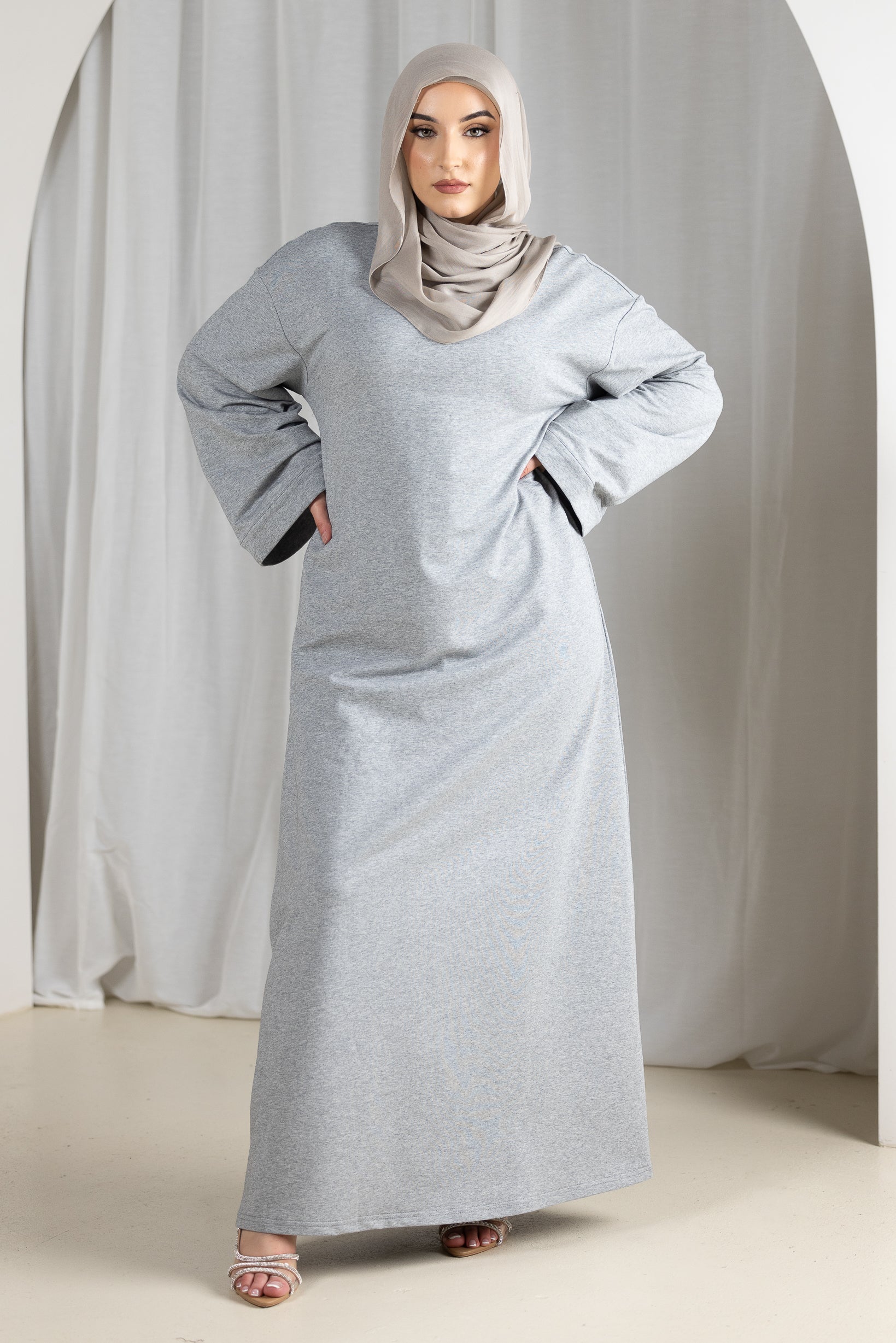 M8949Grey-dress-abaya