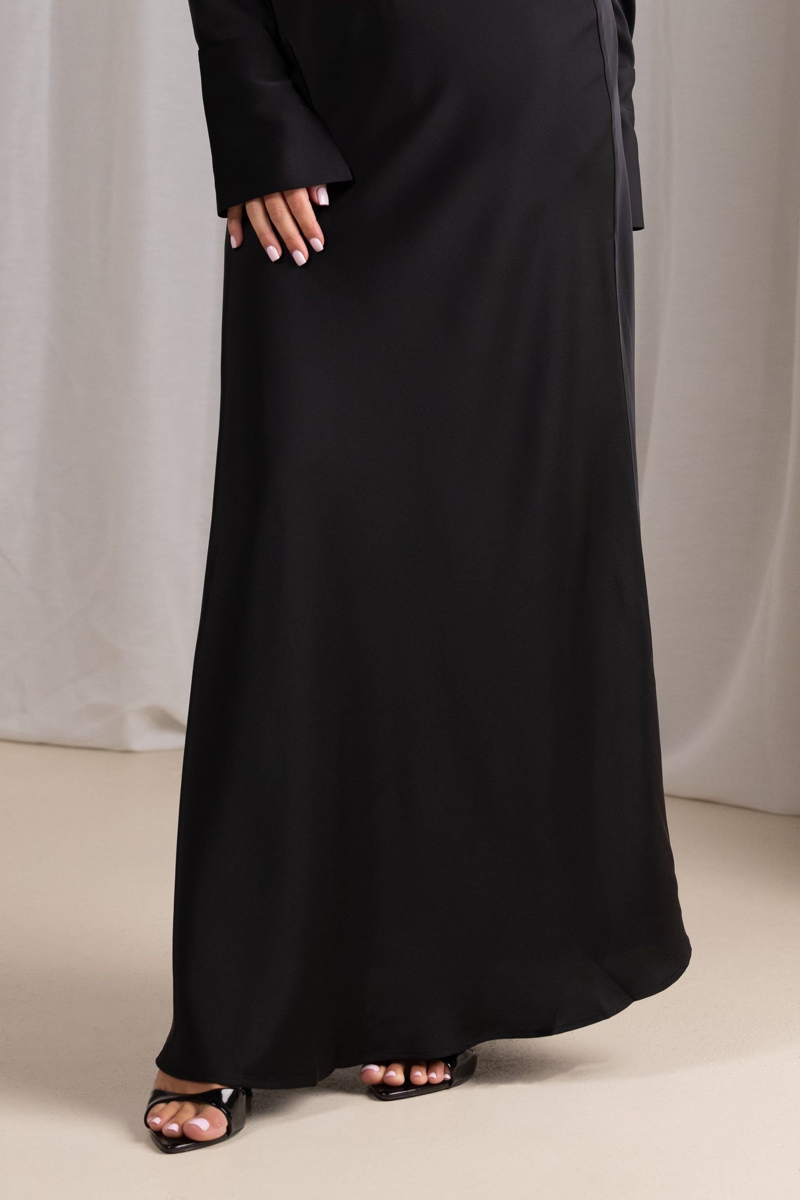 M9002Black-maxi-skirt