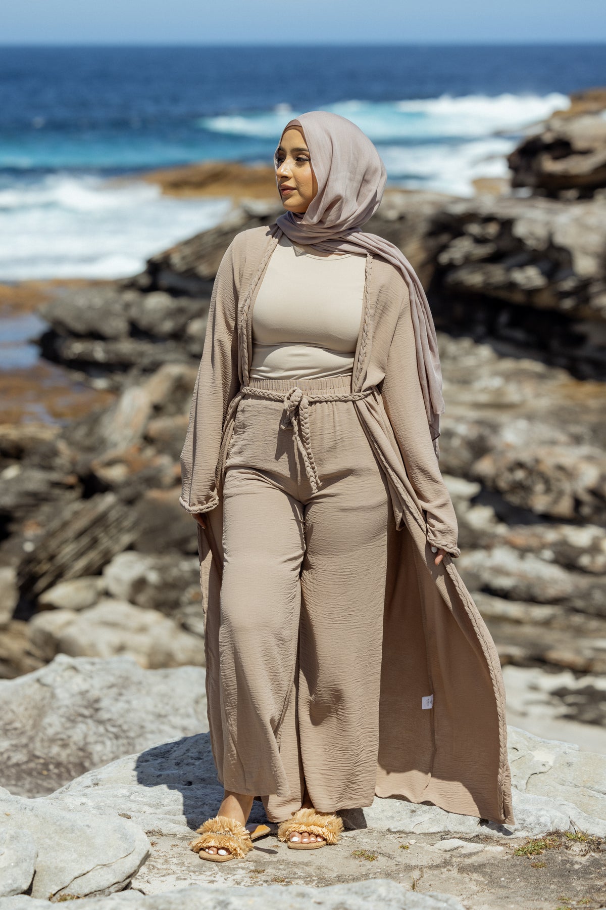 Areem Rope Trim Cardigan - Premium Modest Cardigan for Women - Modelle