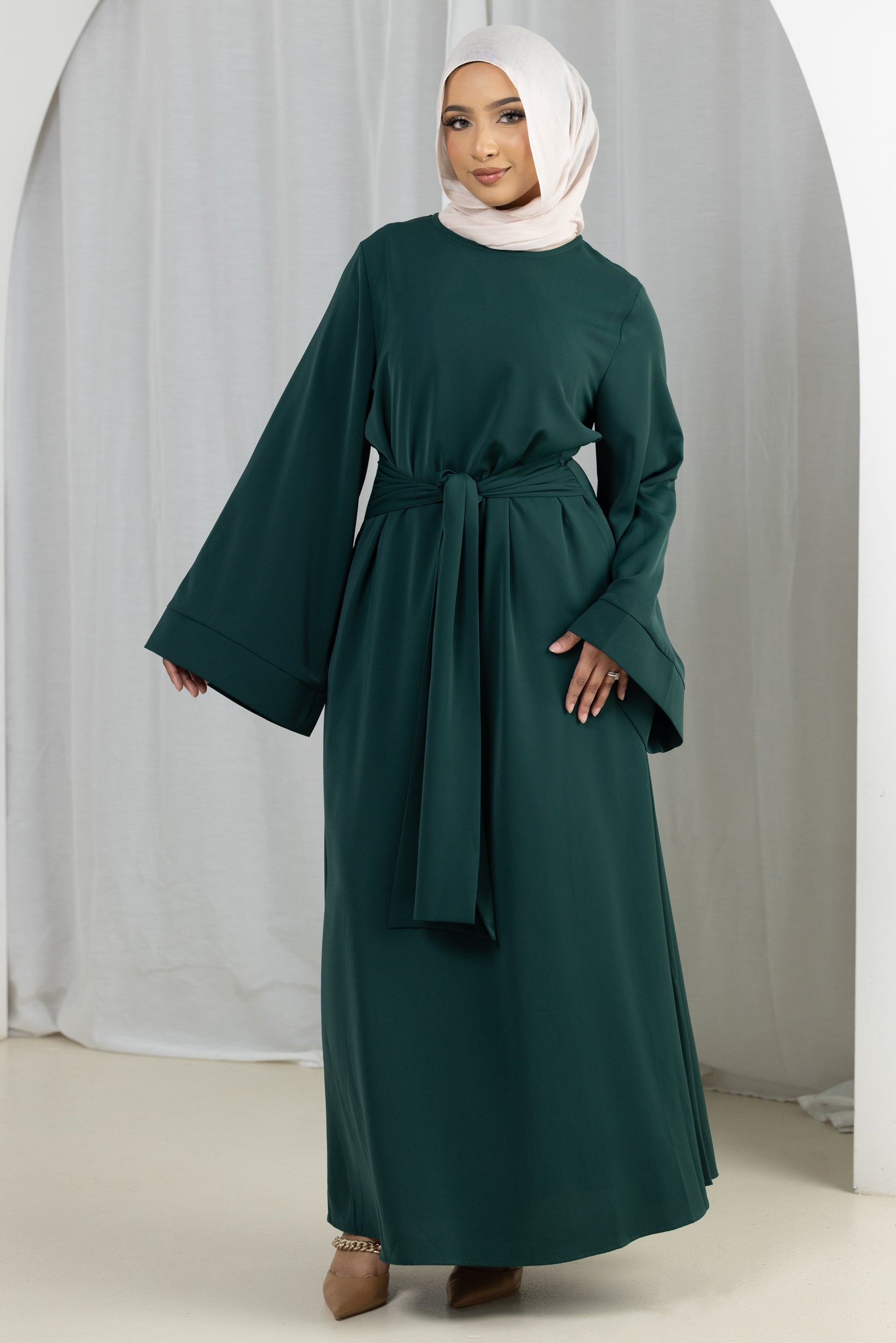 M9014-1-EMR-abaya-dress