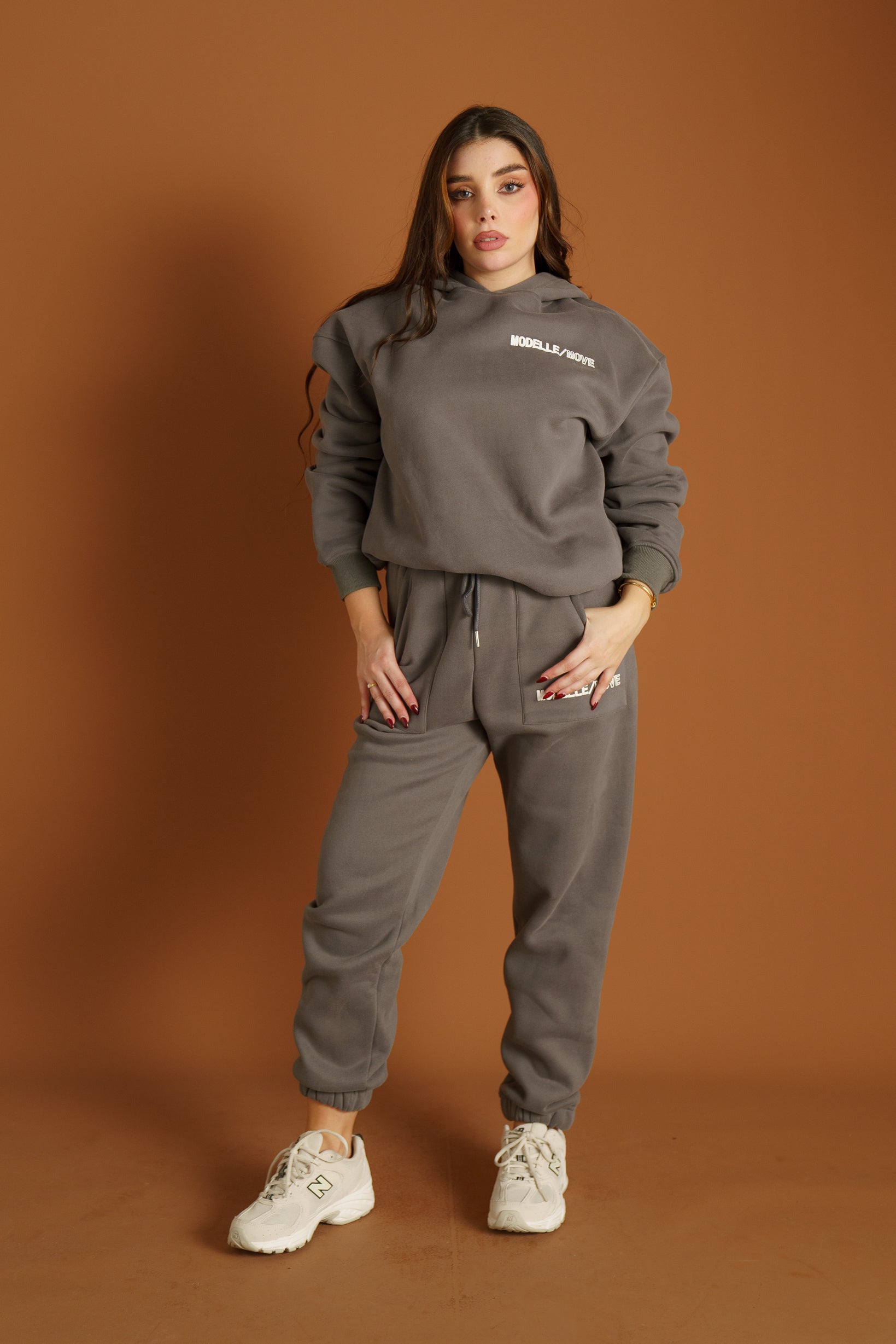 Modelle/Move Lounge Wear Hoody