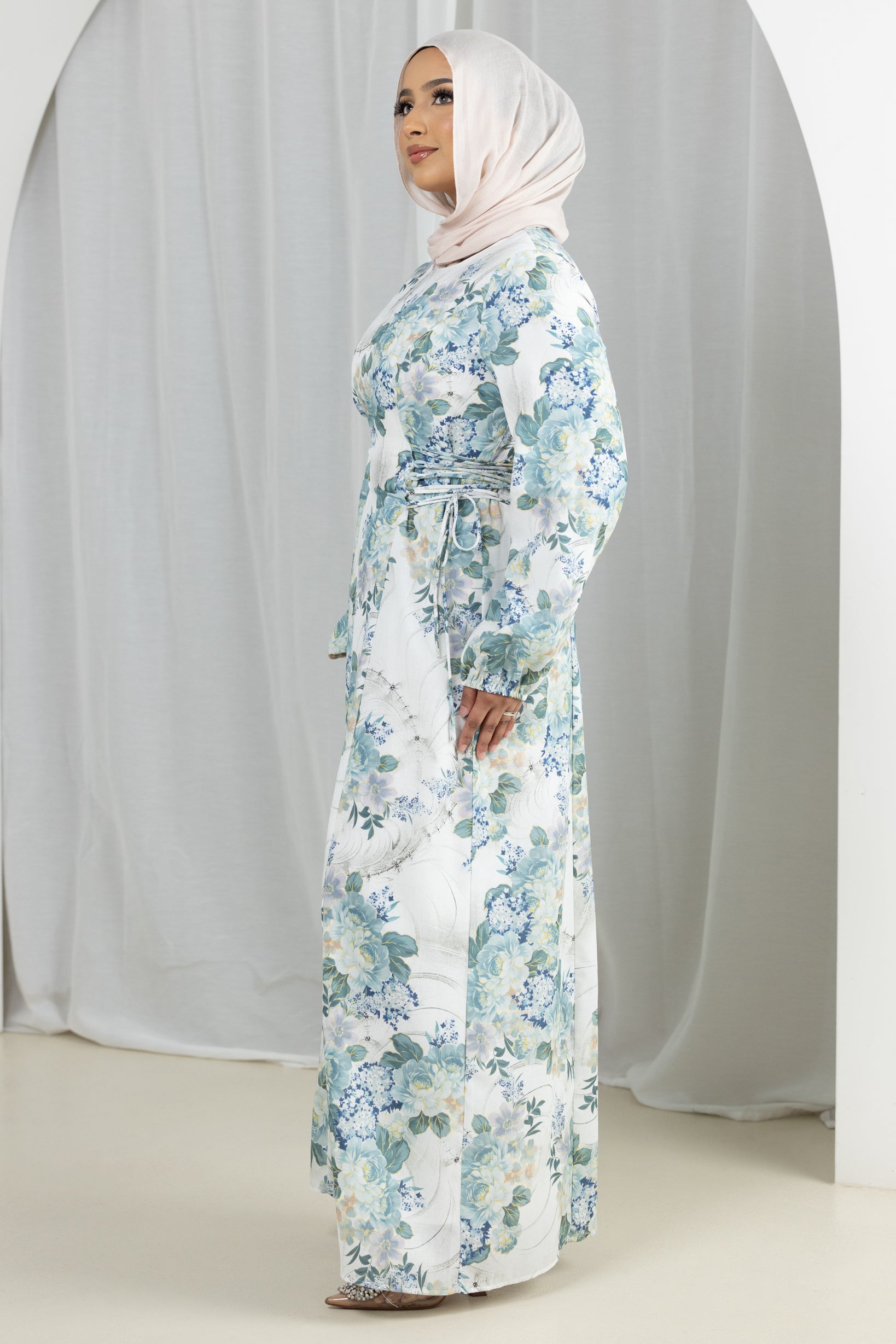 M9113-2-MNT-floral-maxi-dress