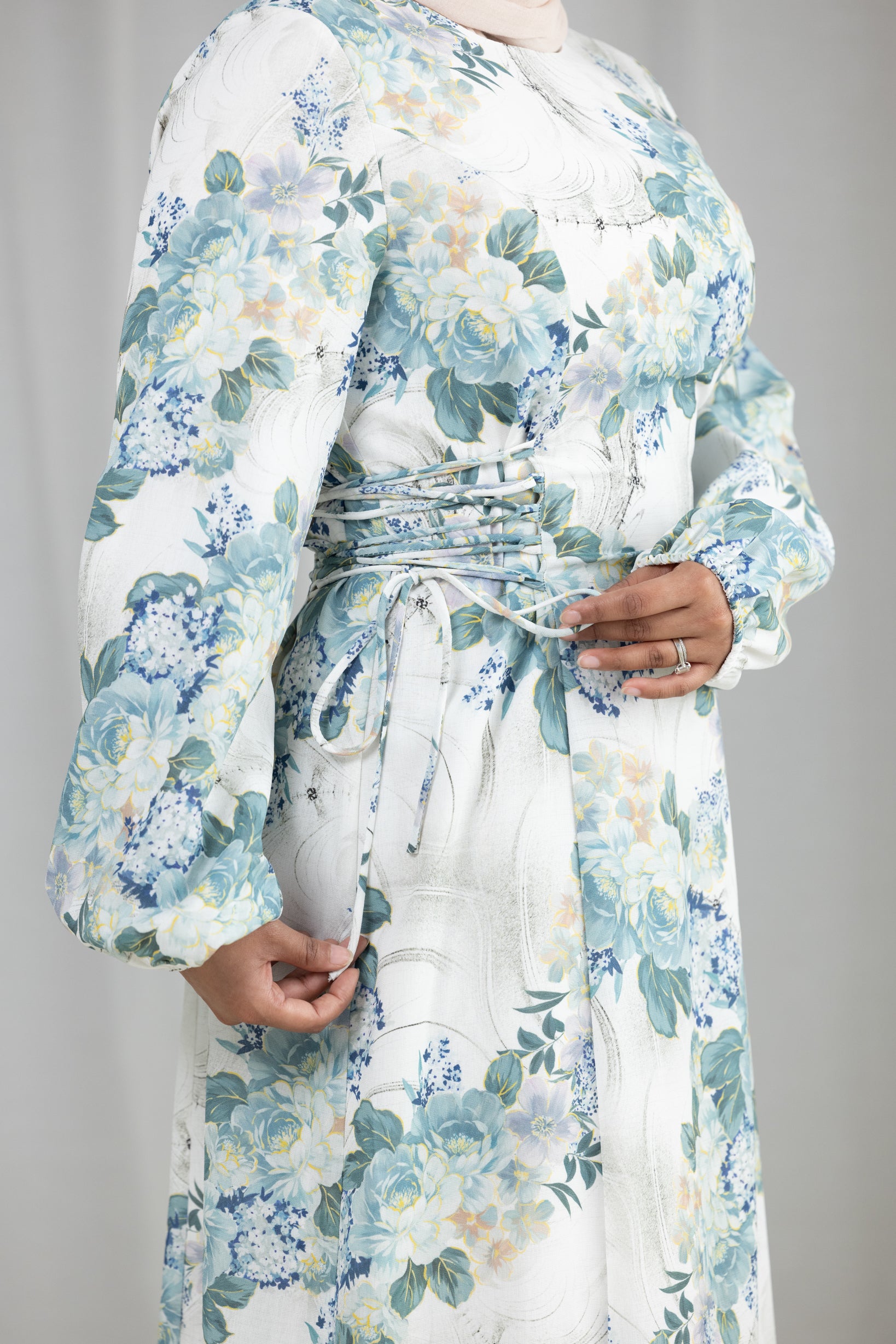 M9113-2-MNT-floral-maxi-dress