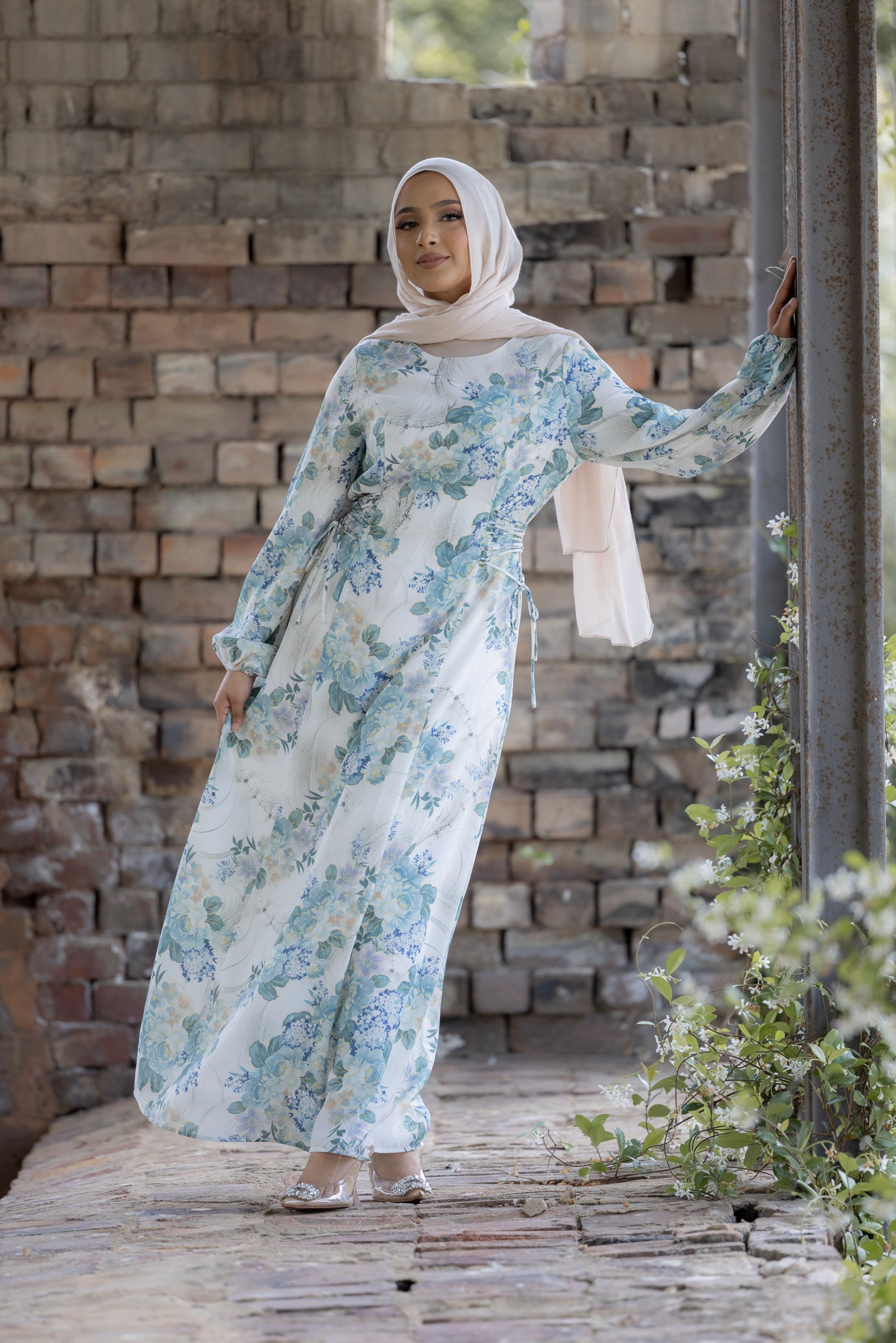 M9113-2-MNT-floral-maxi-dress