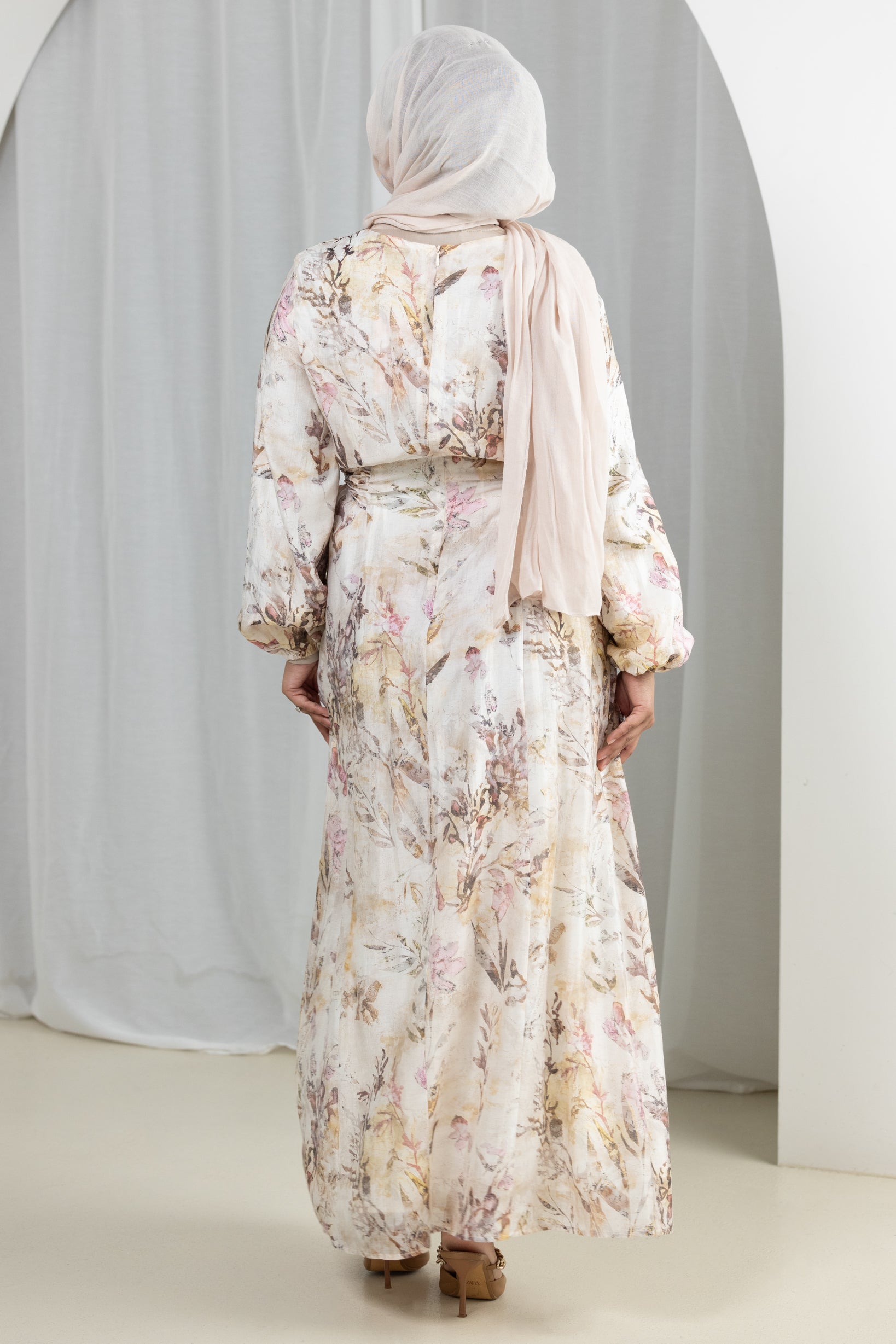 M9113-PNK-floral-maxi-dress