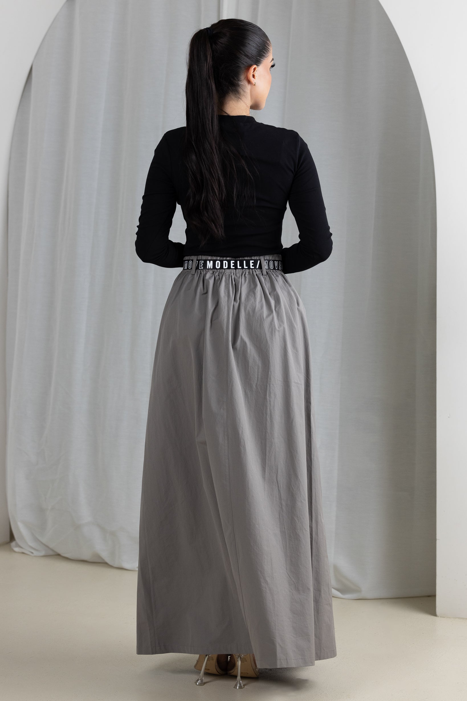 Modelle/Move Sarai Skirt