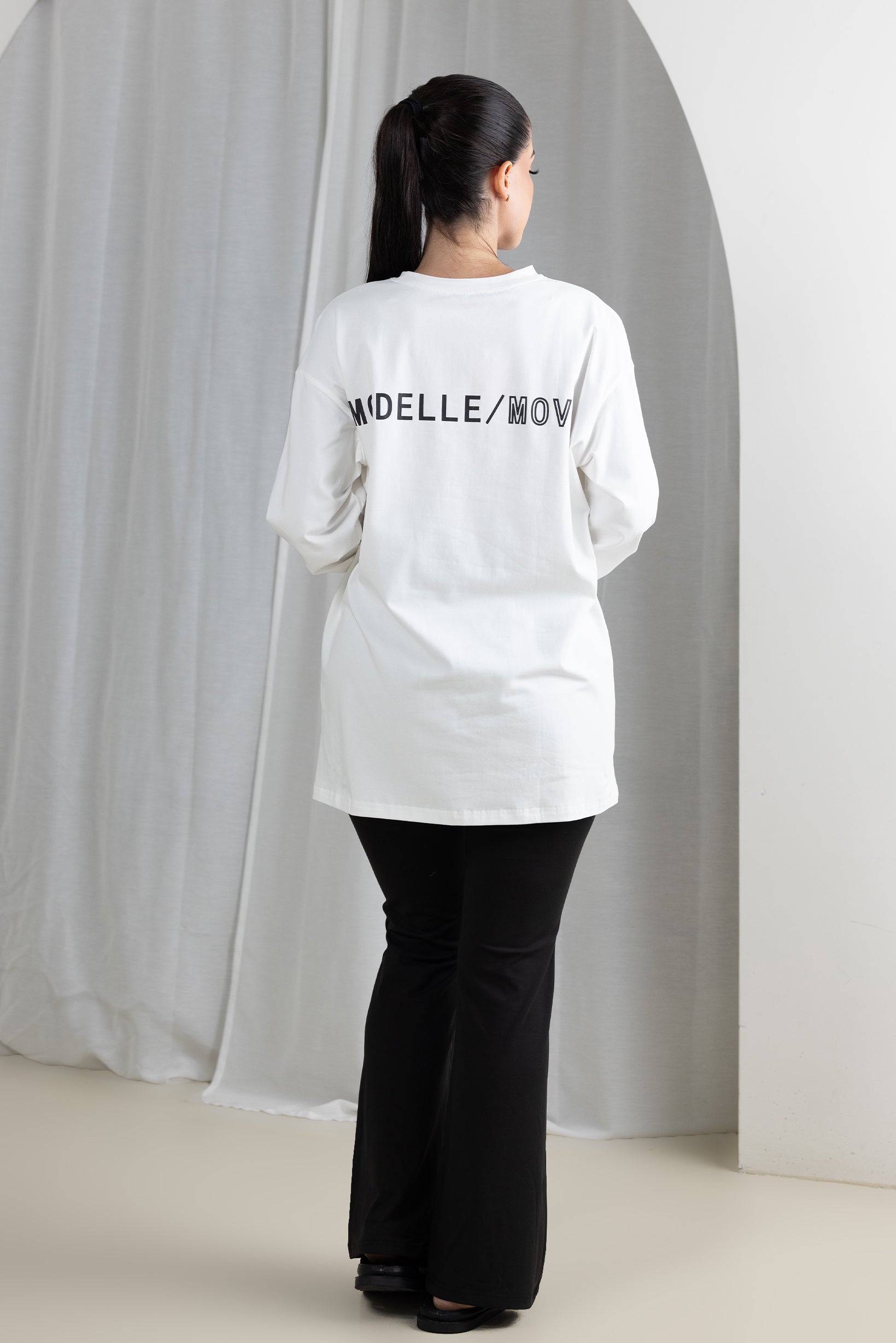 Modelle/Move Long Sleeve Oversizes Tee