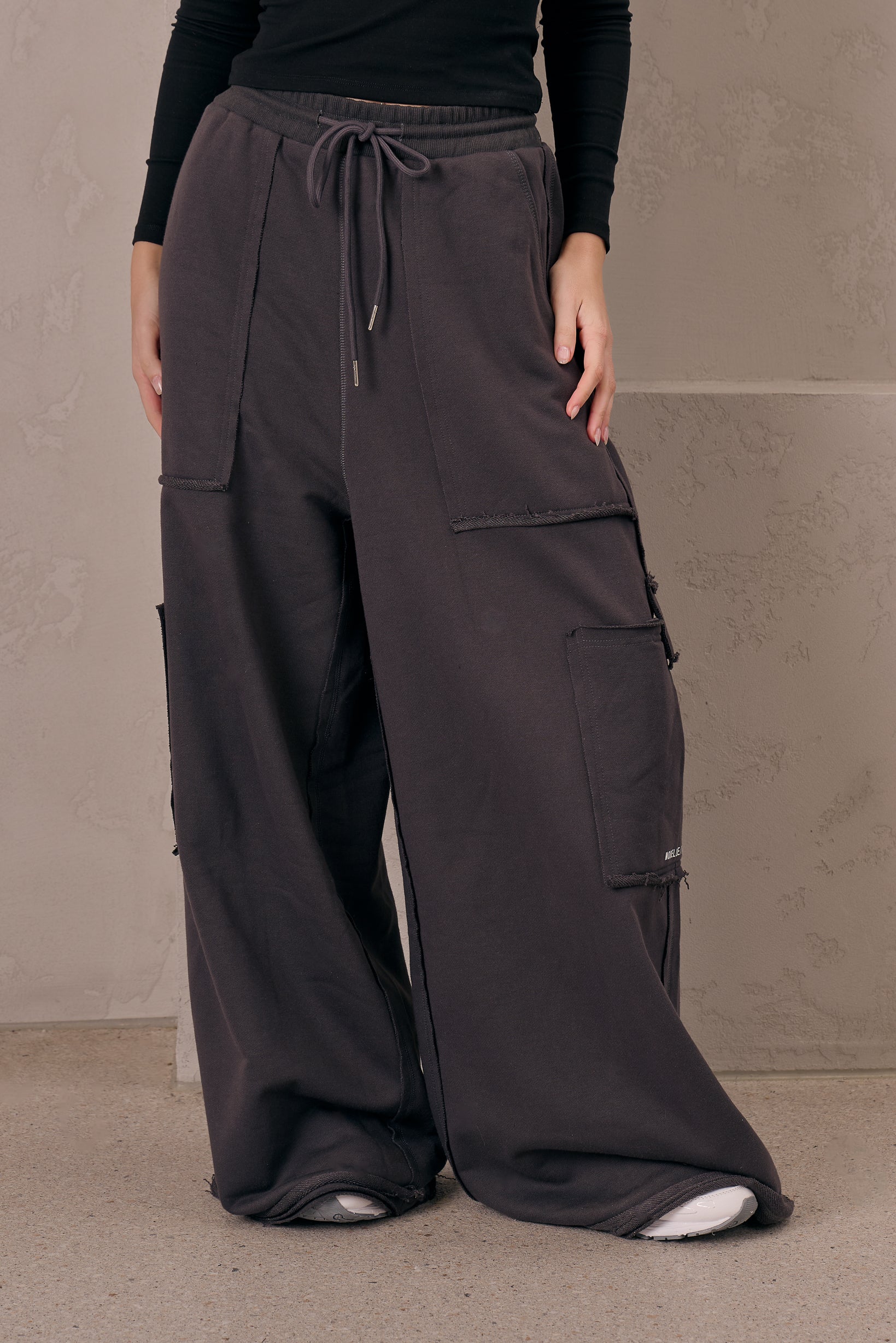 M9742-charcoal-pant