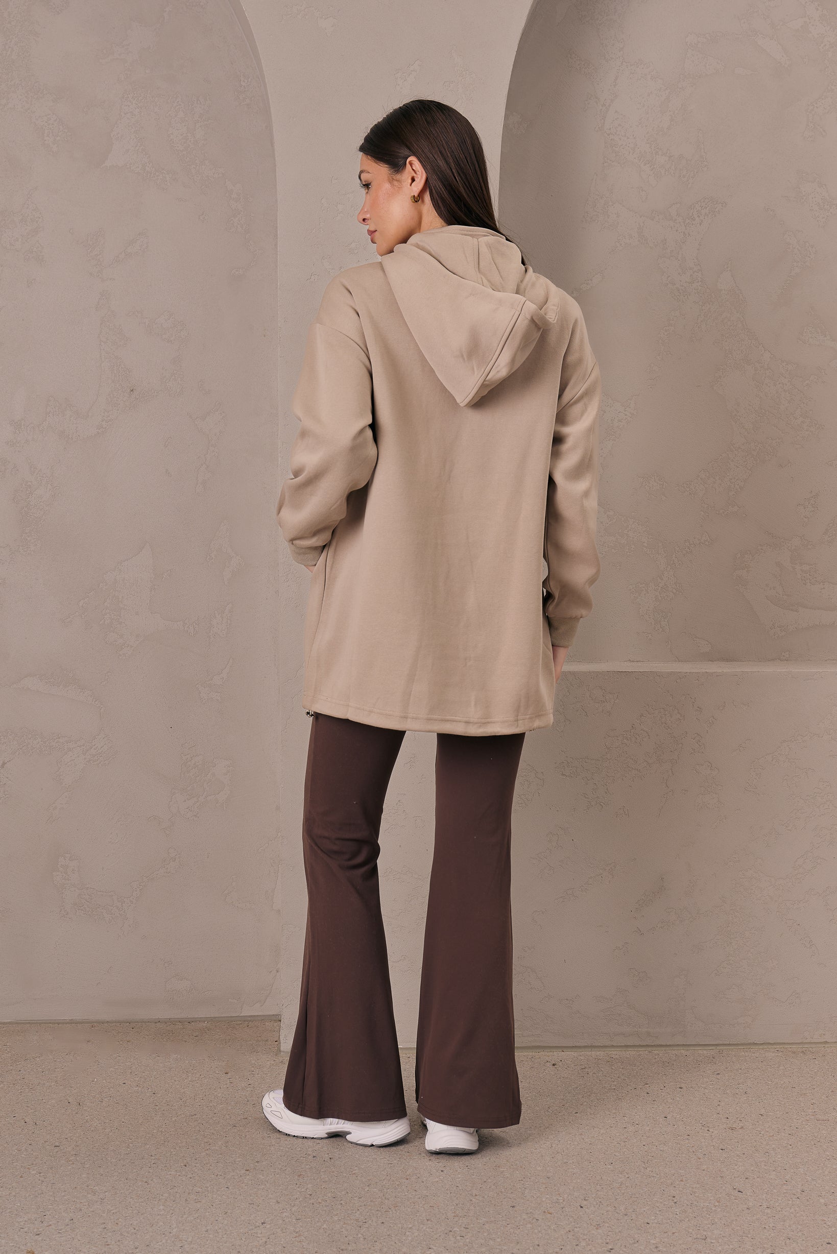 M9747-Mocha-lounge-top