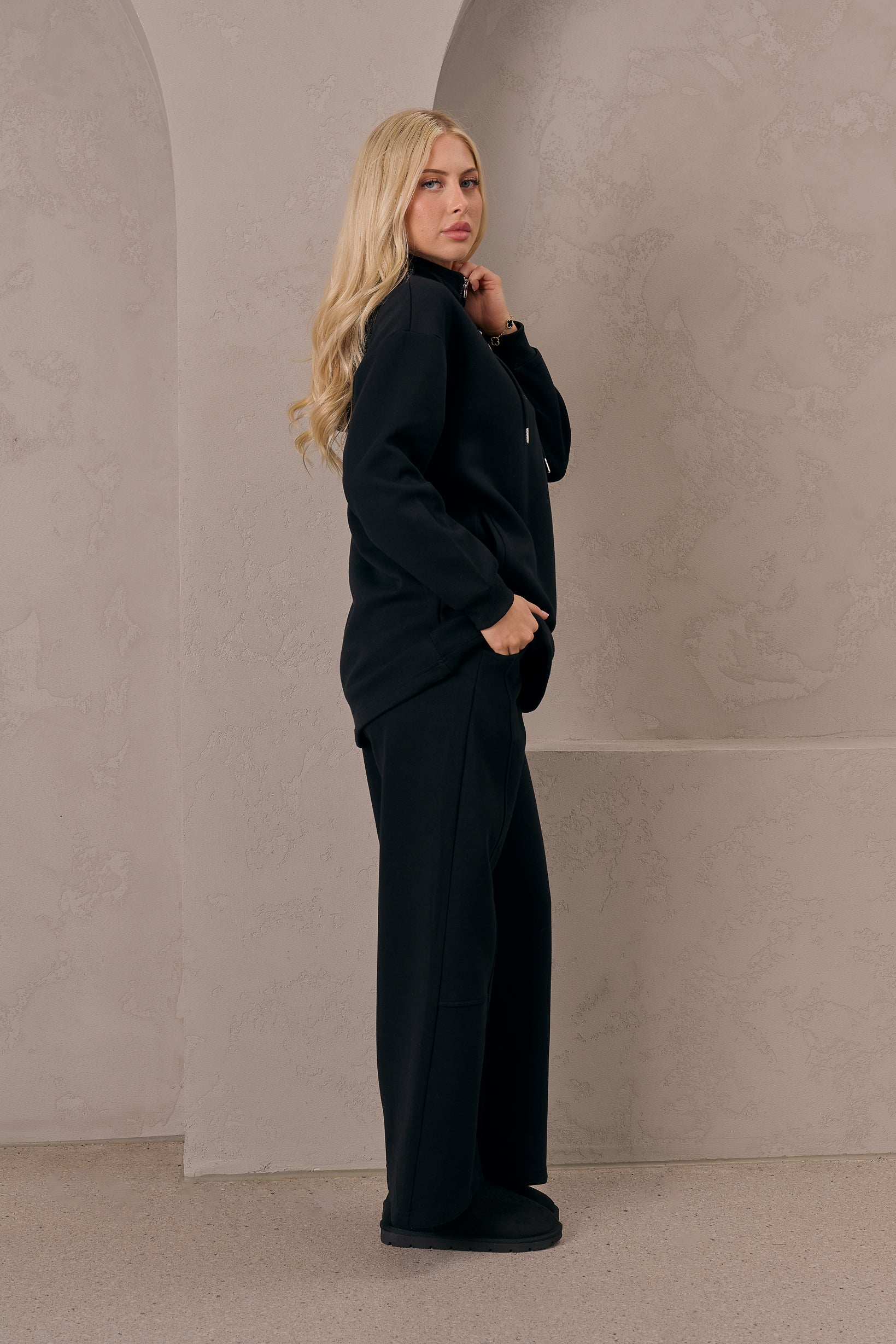 M9748-Bla-pant