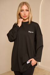 Modelle/Move Soleil Oversized Top — ÈLAN Edit