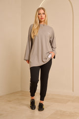 Modelle/Move Soleil Oversized Top — ÈLAN Edit