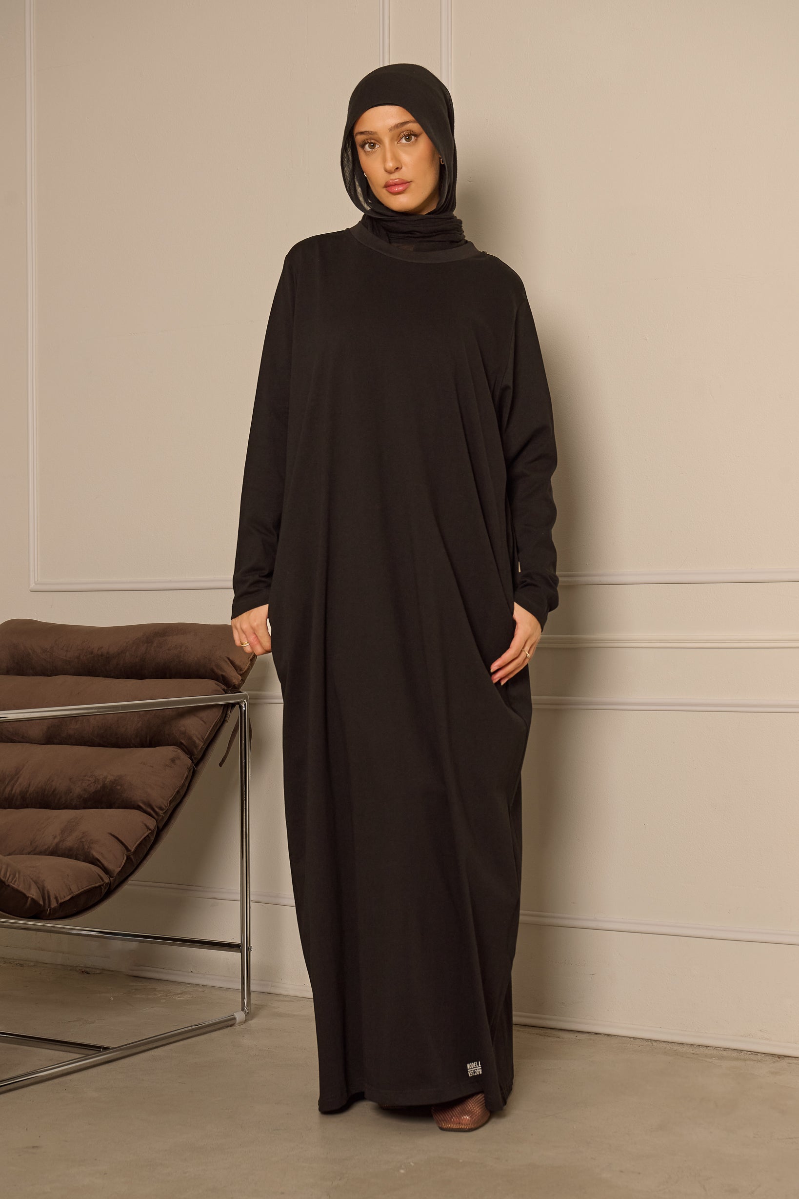Modelle/Move Essential Maxi Dress —  Aurum Edit