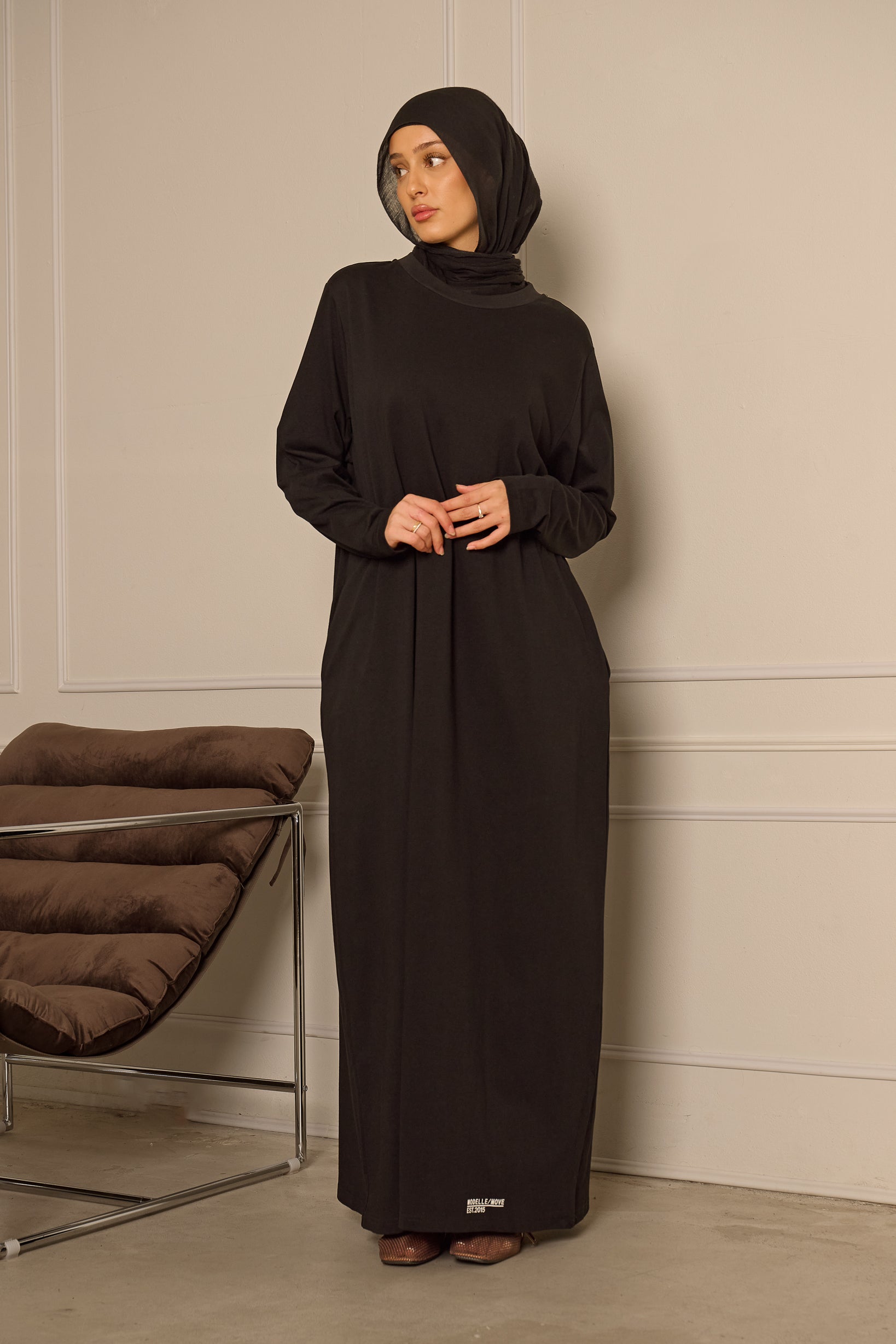 Modelle/Move Essential Maxi Dress —  Aurum Edit