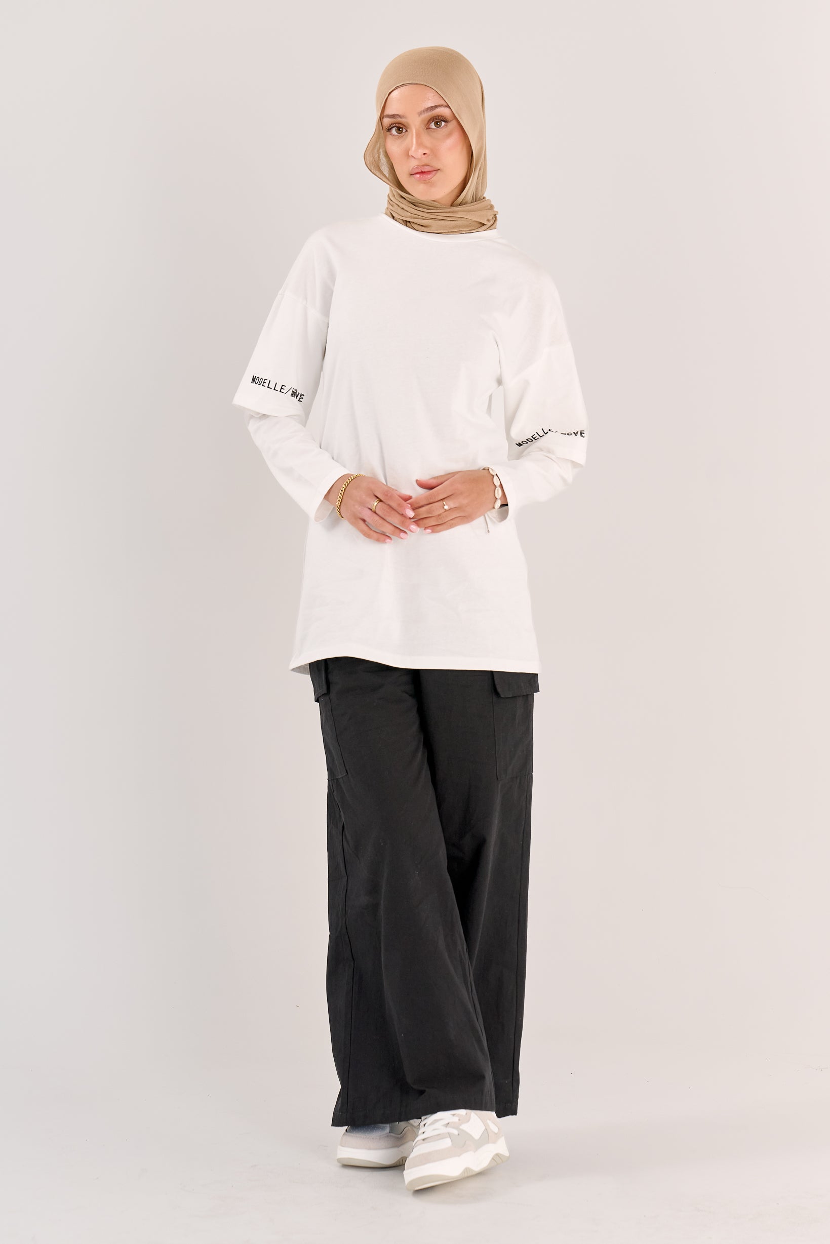 Modelle/Move Dynamic Top