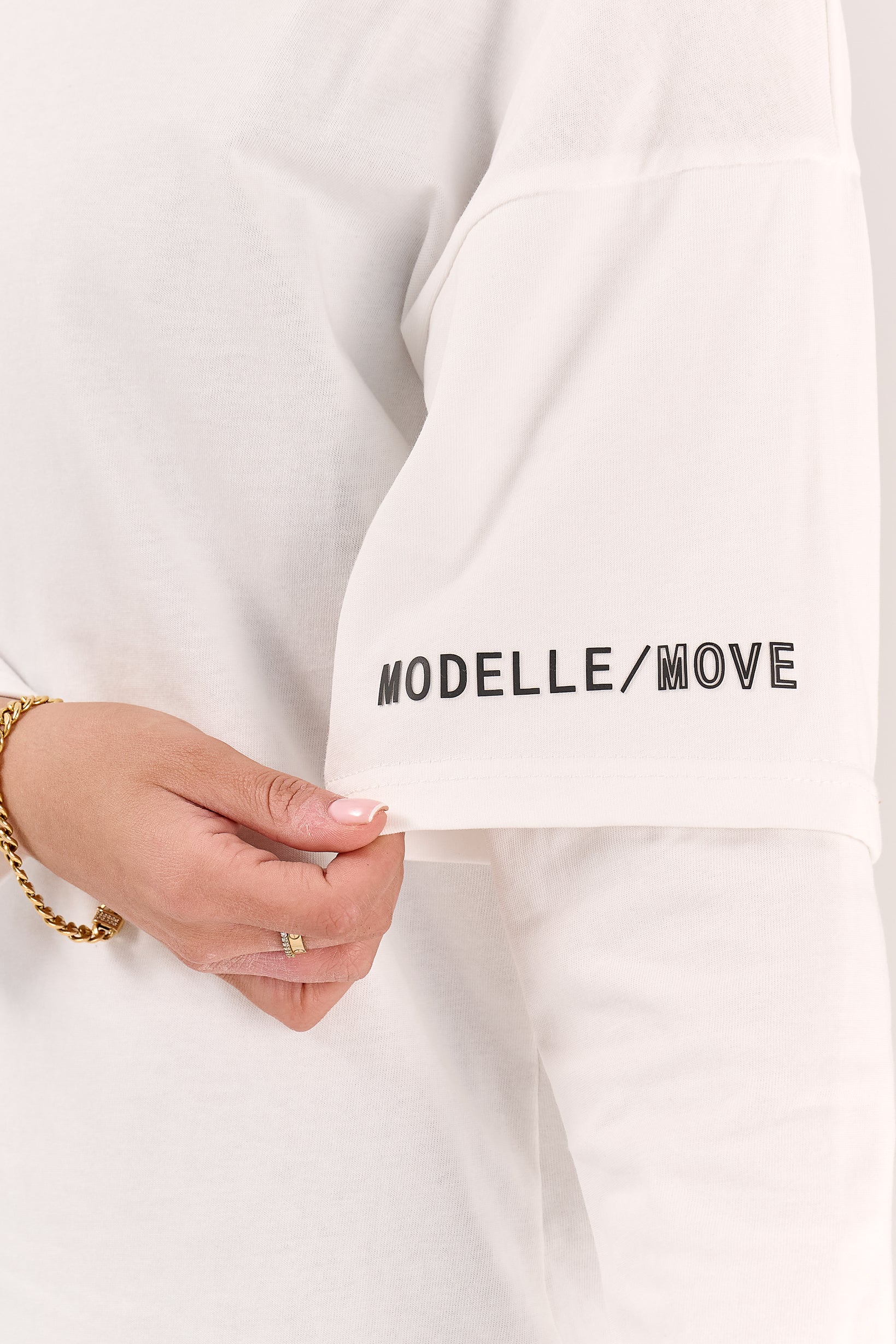 Modelle/Move Dynamic Top