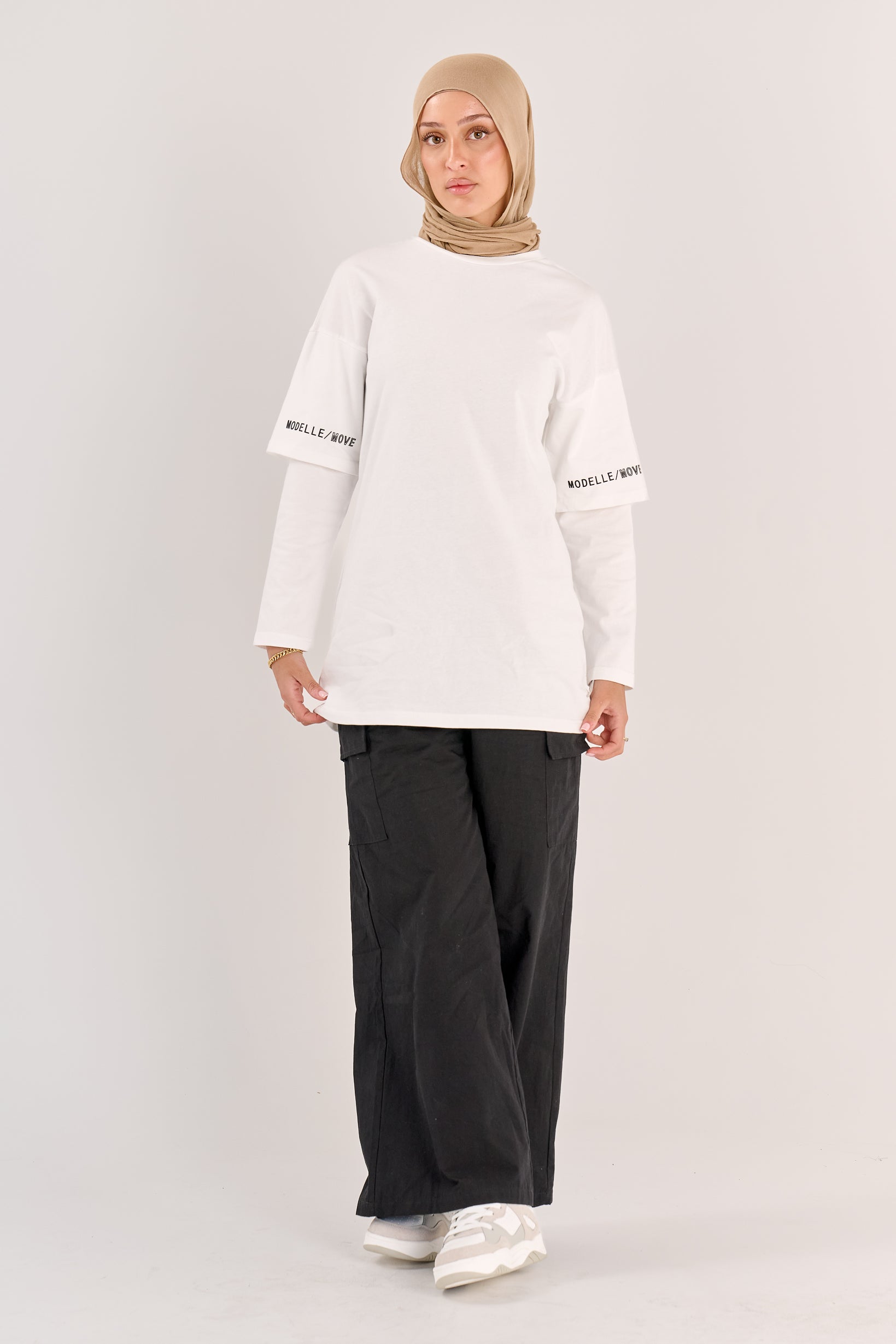 Modelle/Move Dynamic Top