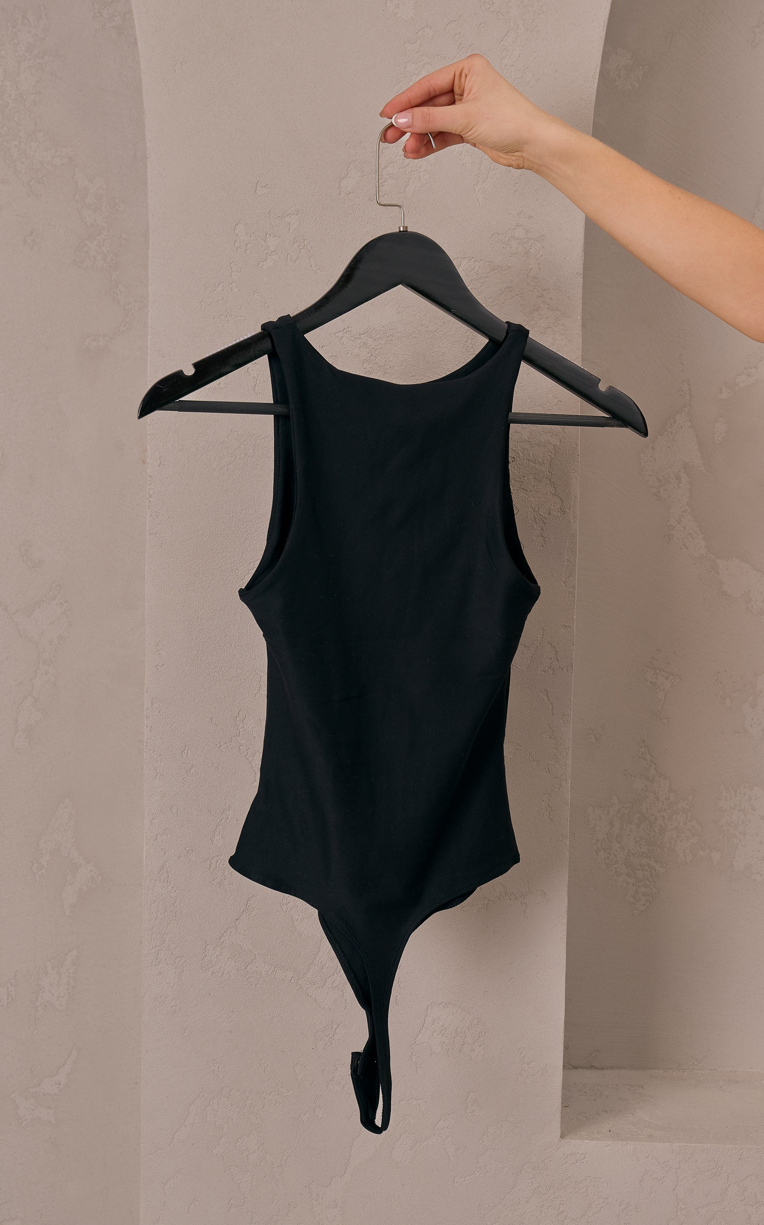 Q19759-Bla-bodysuit