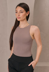 Q19759-TAU-body-top