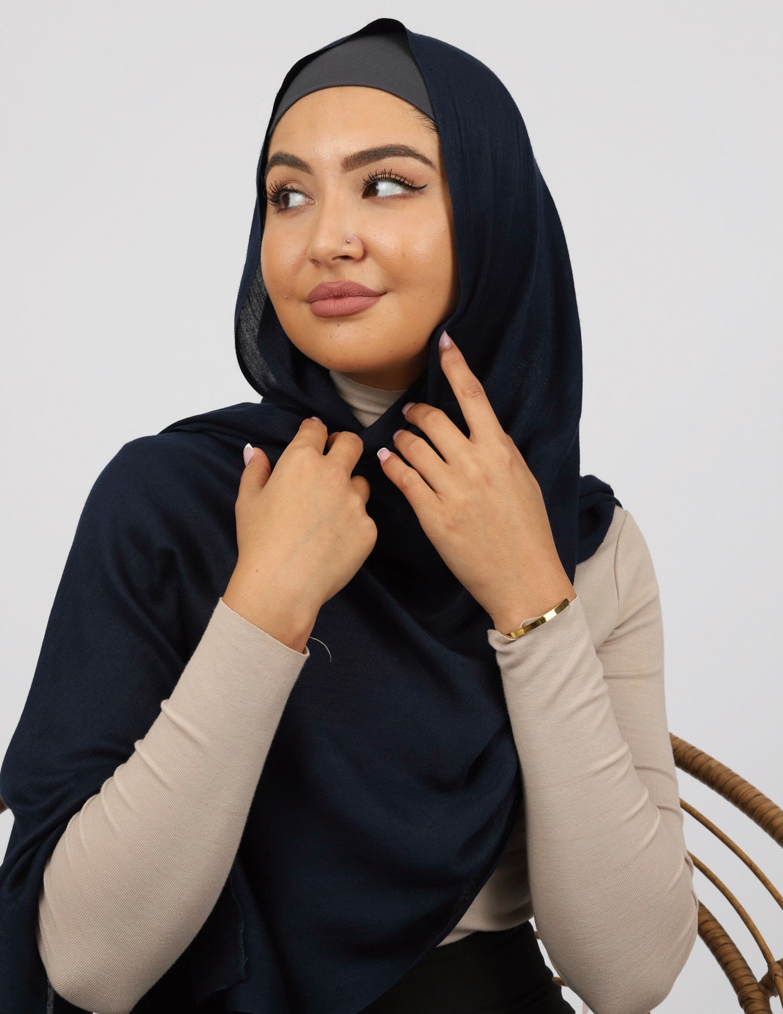SC00009-Navy-shawl-hijab-cotton