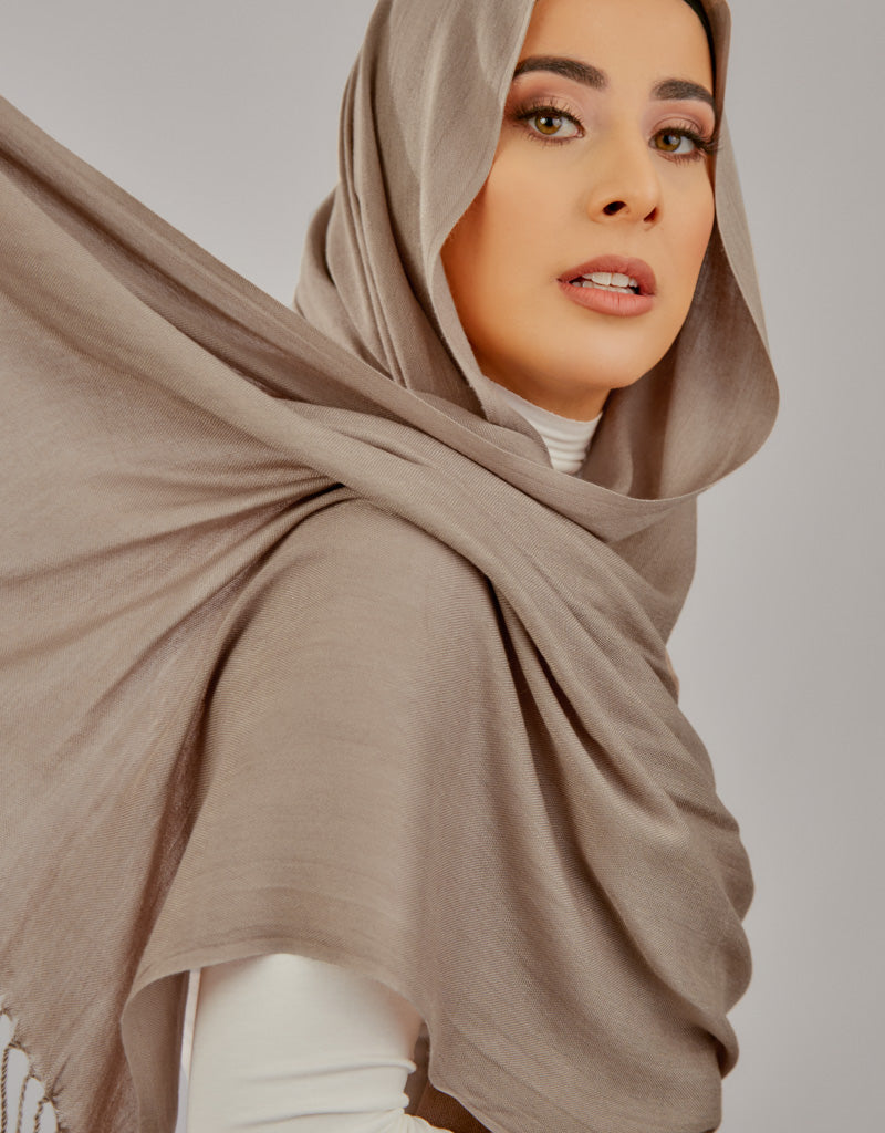 SC00012A-SMO-shaw-hijab