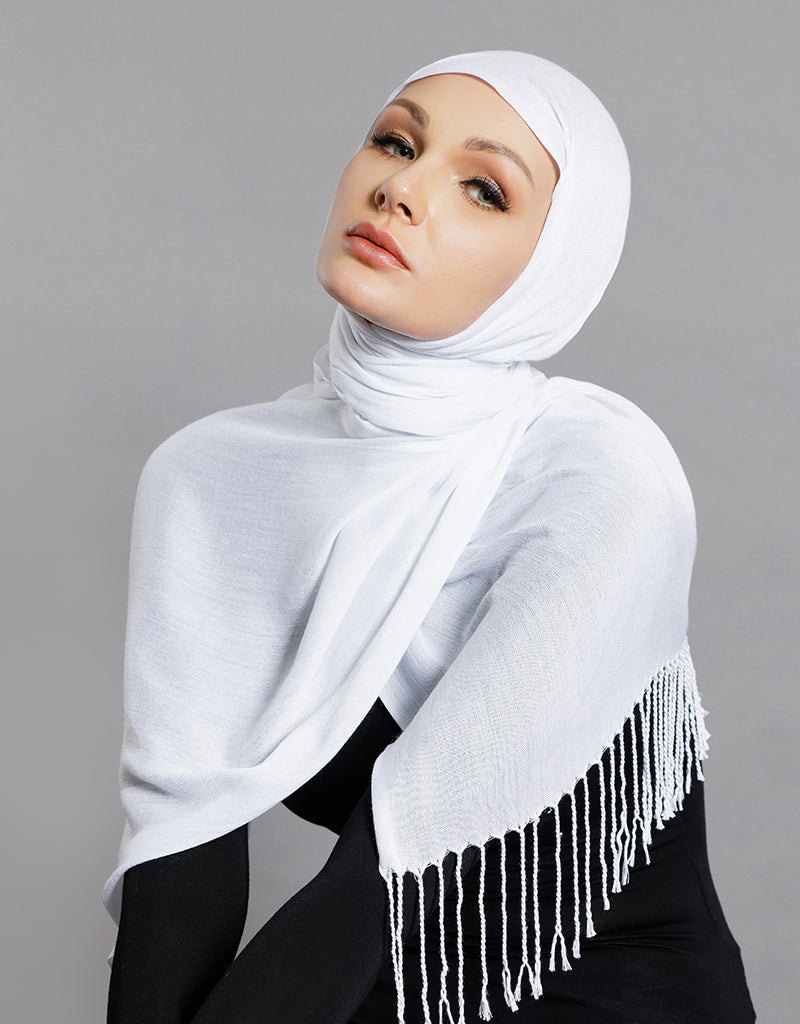 SC00012White-shawl-hijab