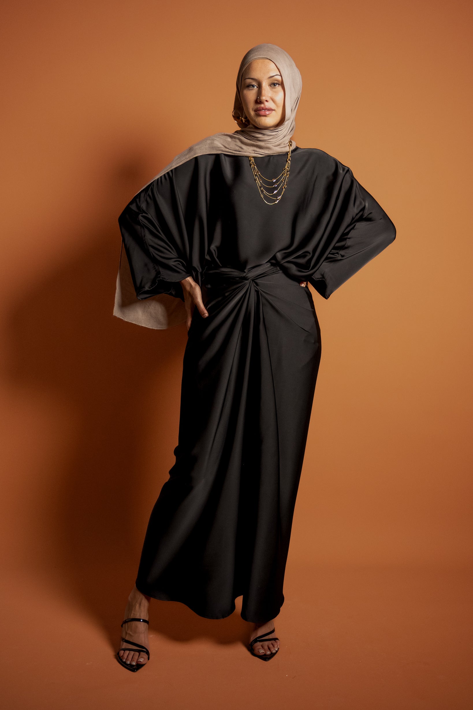 Runway Inari Set - Outfit Set for Women - Modelle