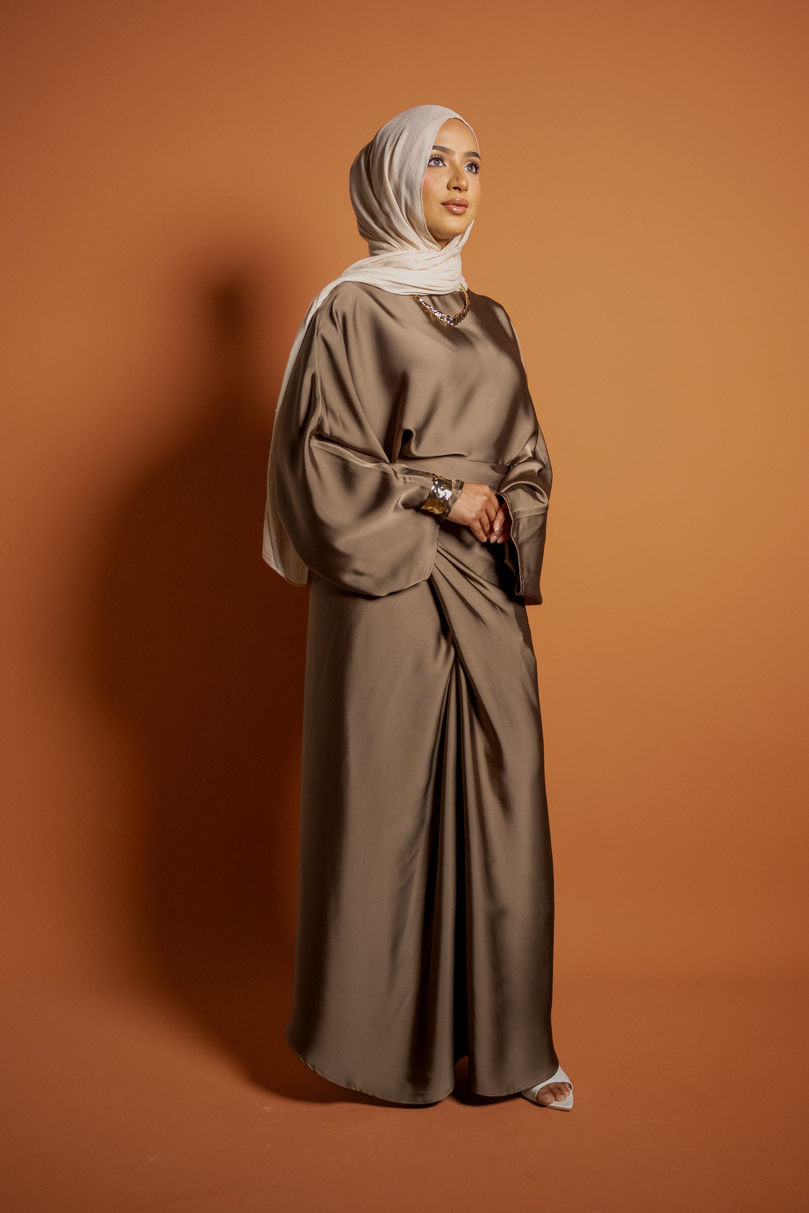 Runway Inari Set - Outfit Set for Women - Modelle