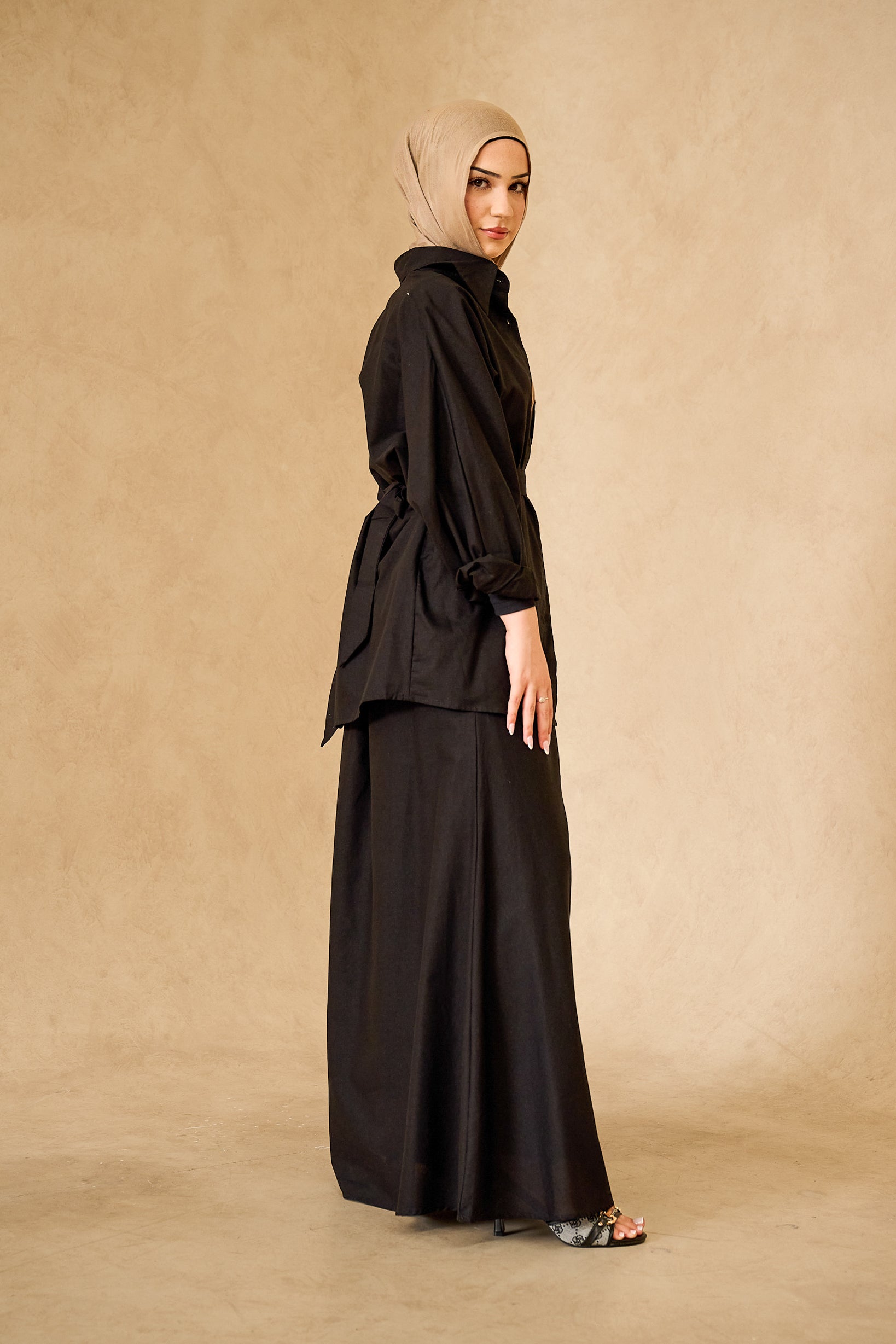 SS0064S-BLA-outfit-set