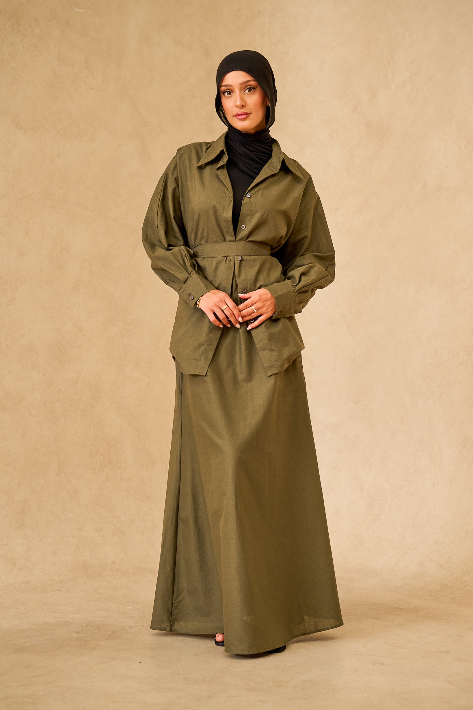 SS0064S-KHA-outfit-set